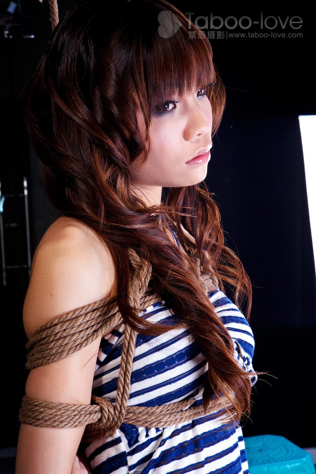 No.017安静的小卡の初登场 禁忌摄影