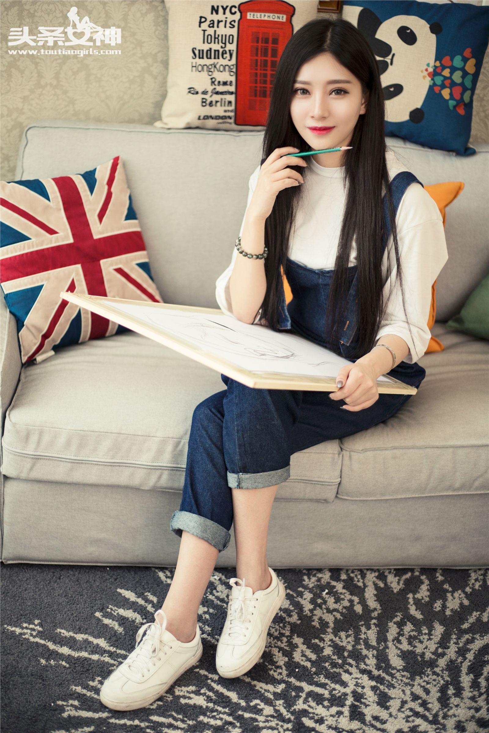 [Toutiaogirls]头条女神 2016.06.03 油画小学妹 COCO