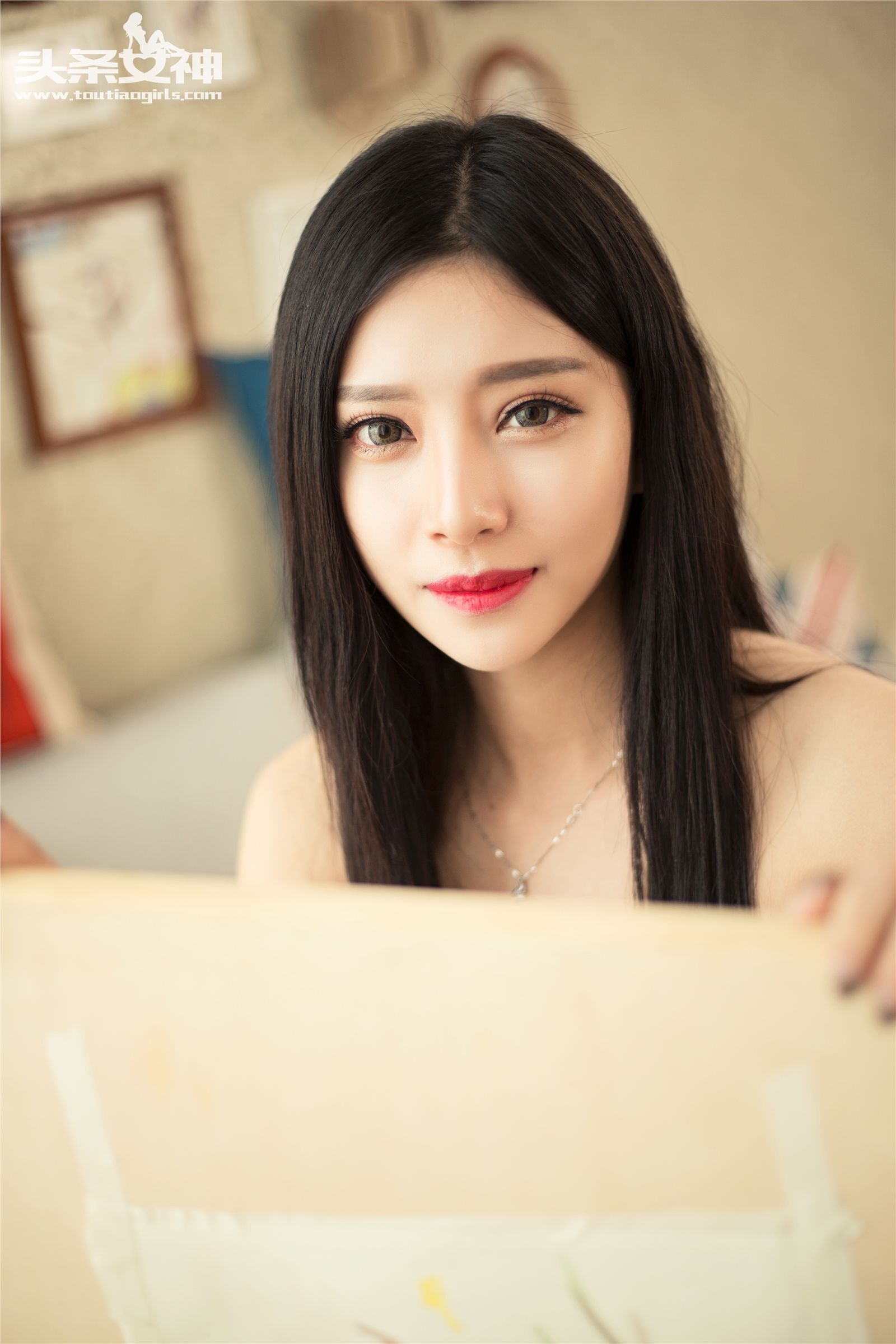 [Toutiaogirls]头条女神 2016.06.03 油画小学妹 COCO