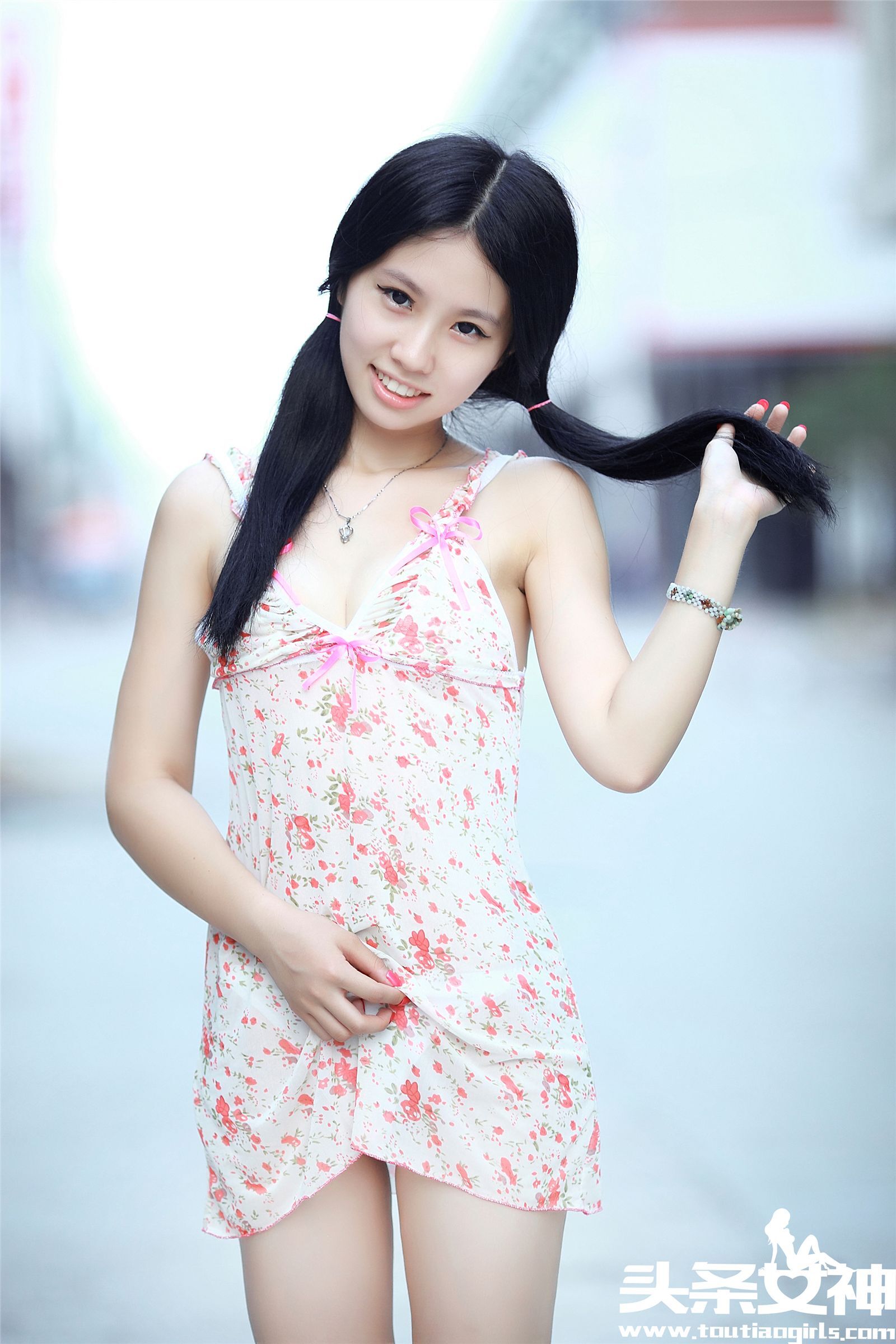 [Toutiaogirls头条女神]2016-08-07 掌中尤物 琪琪