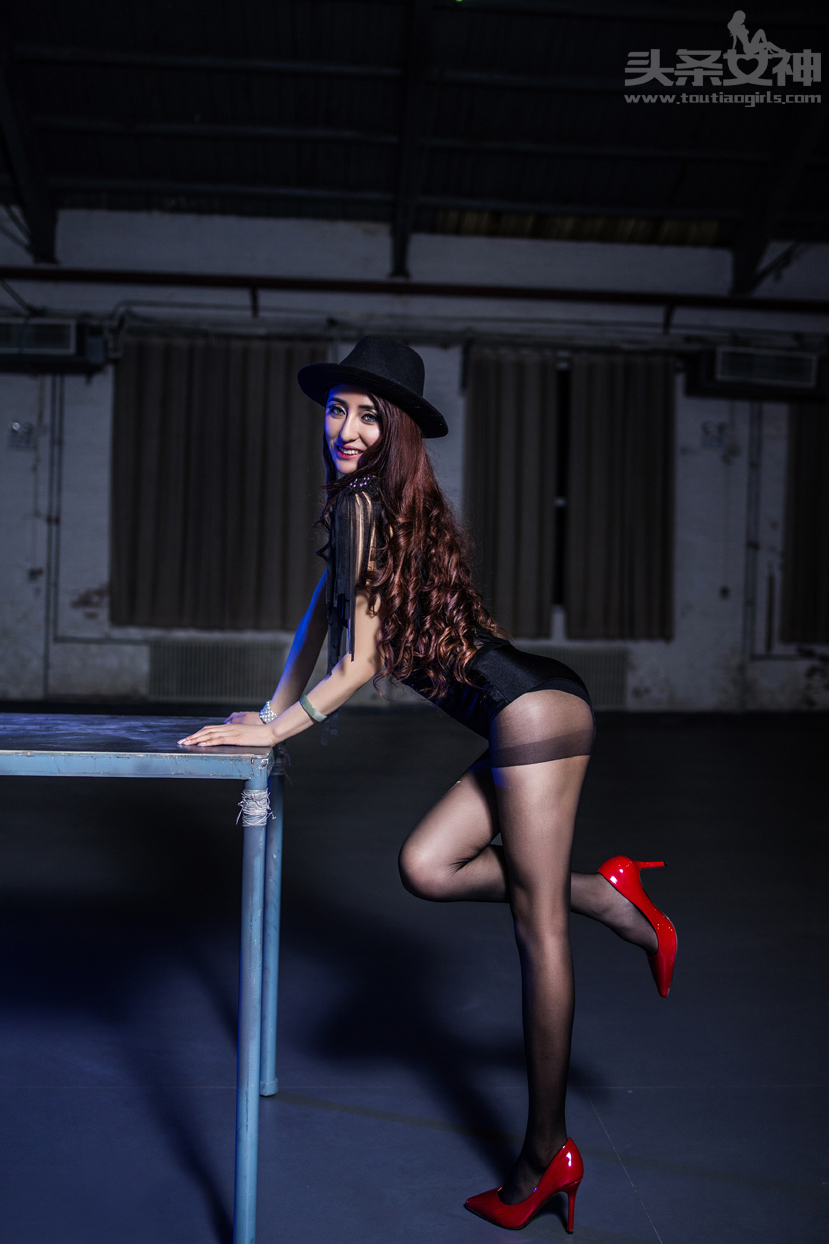 [Toutiaogirls头条女神]2016-09-18 青春爵士活力 霍霍