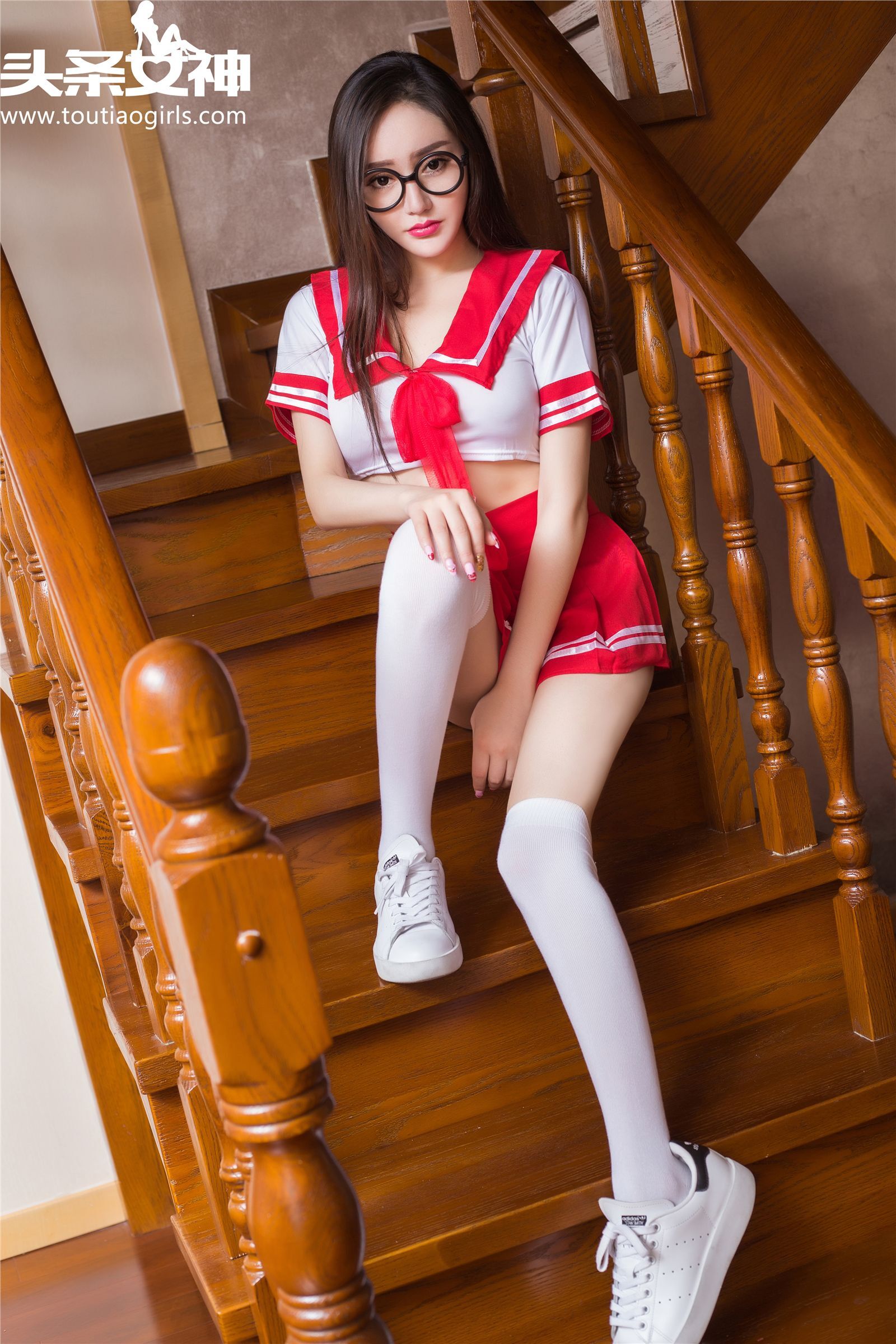 [Toutiaogirls头条女神]2016-10-19 学生妹VIP清纯写真等你回来 麦苹果