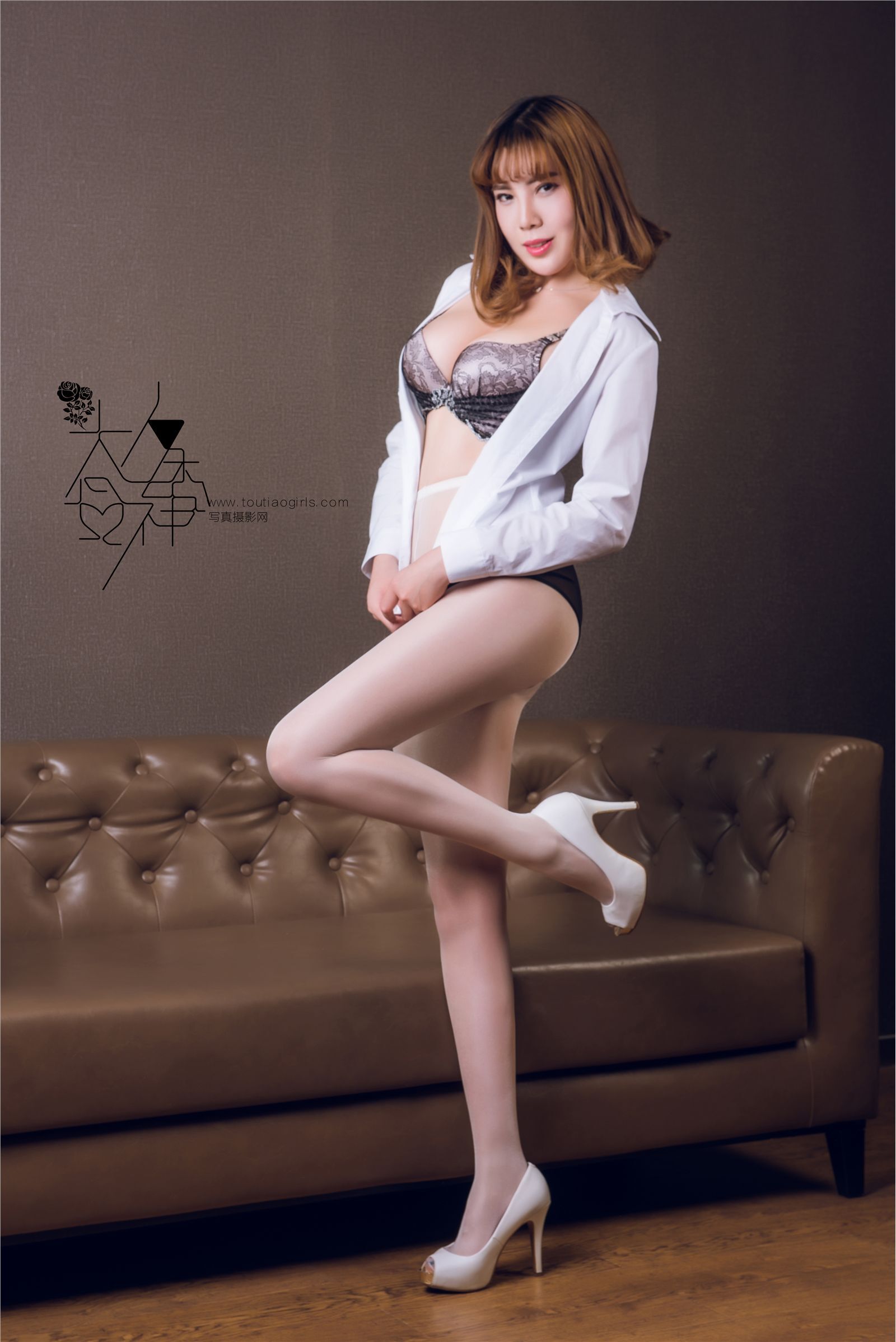 [头条女神] 2016.11.17 NO.190 贴身小棉袄 李绫绾