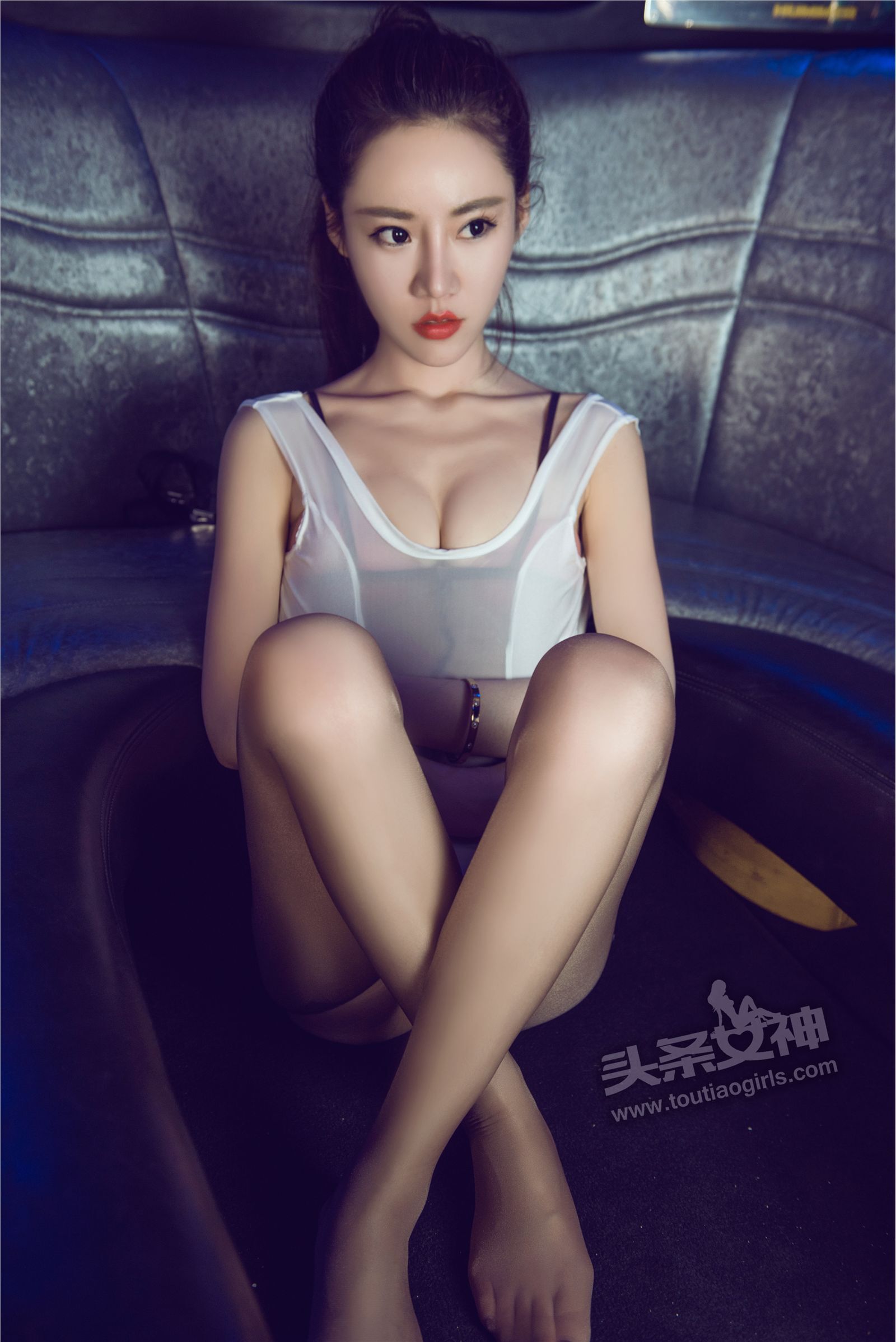 [TouTiao头条女神] 2017.06.11 完全紧缚 樊安妮