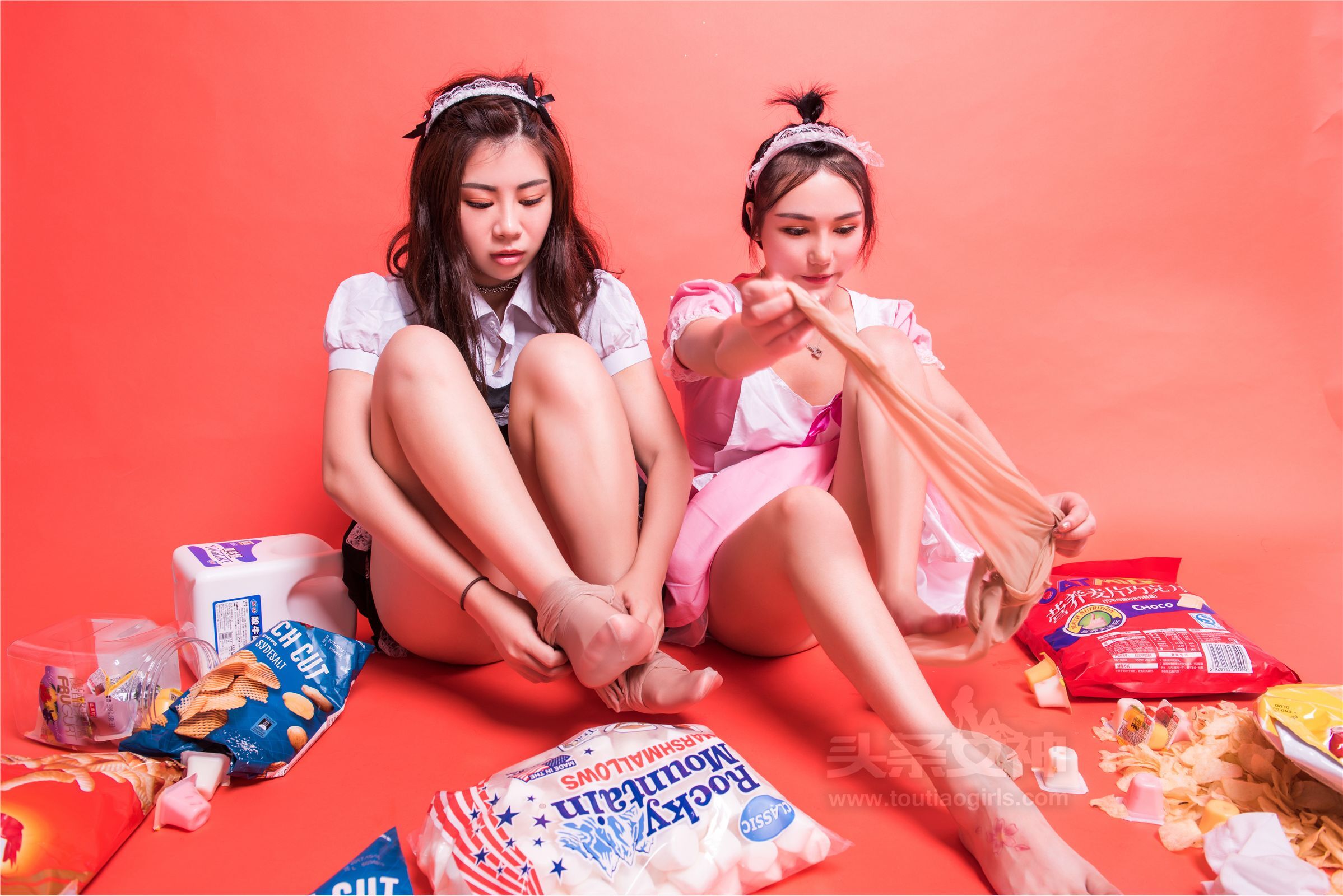 [TouTiao]头条女神 2017-07-29 奥利&悦悦 保姆零食