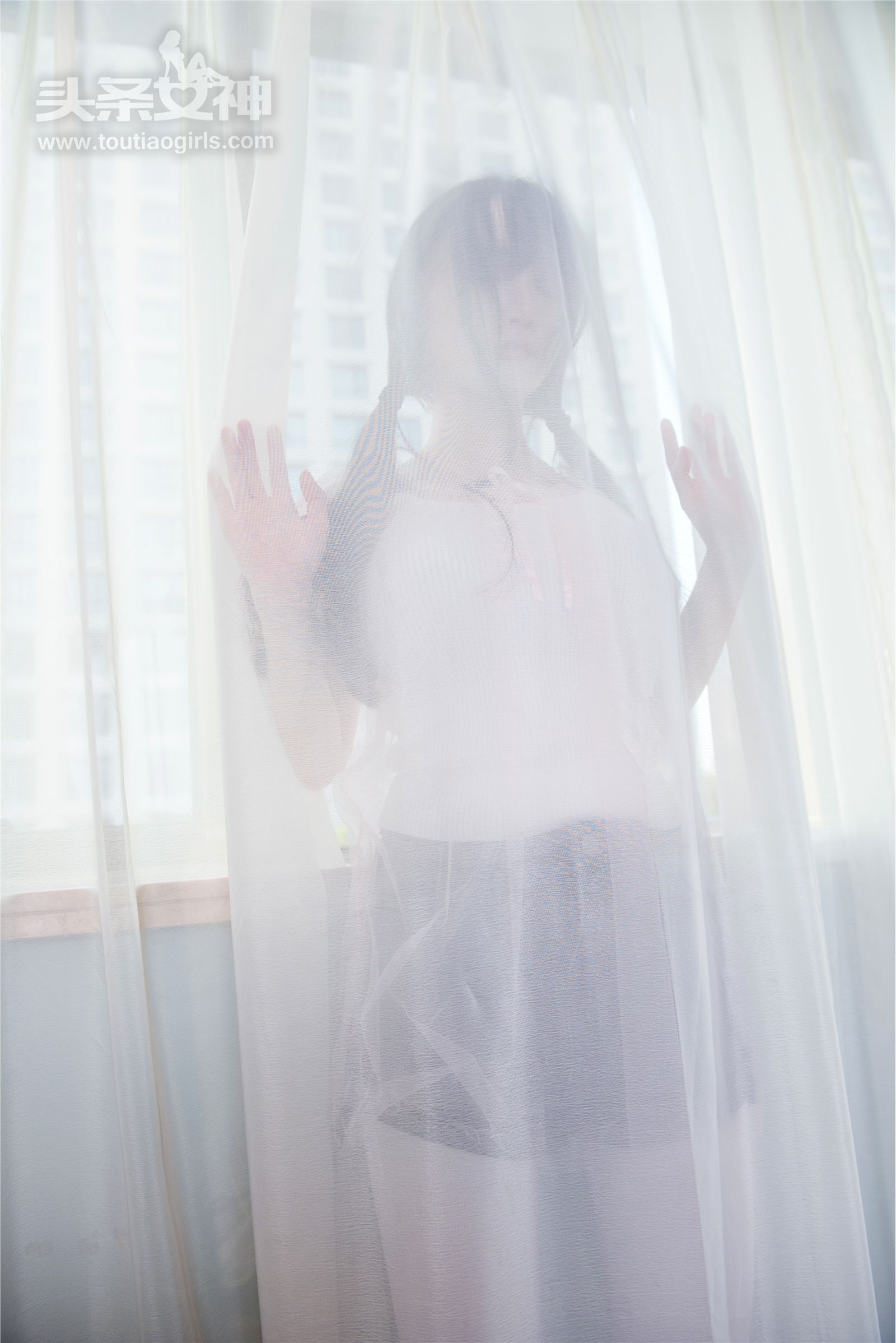 [Toutiaogirls头条女神]2017-08-11 白袜子人间物语 小如镜