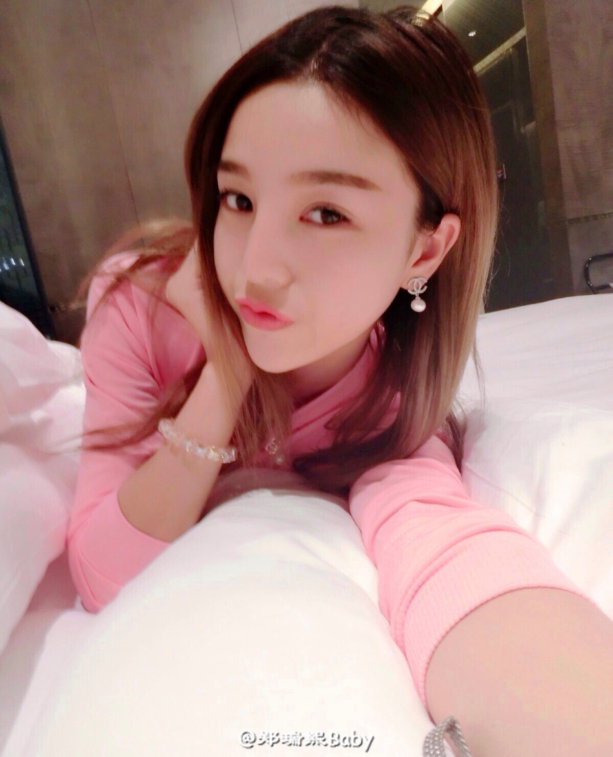 推女郎第42期性感女神郑瑞熙Baby微博图集