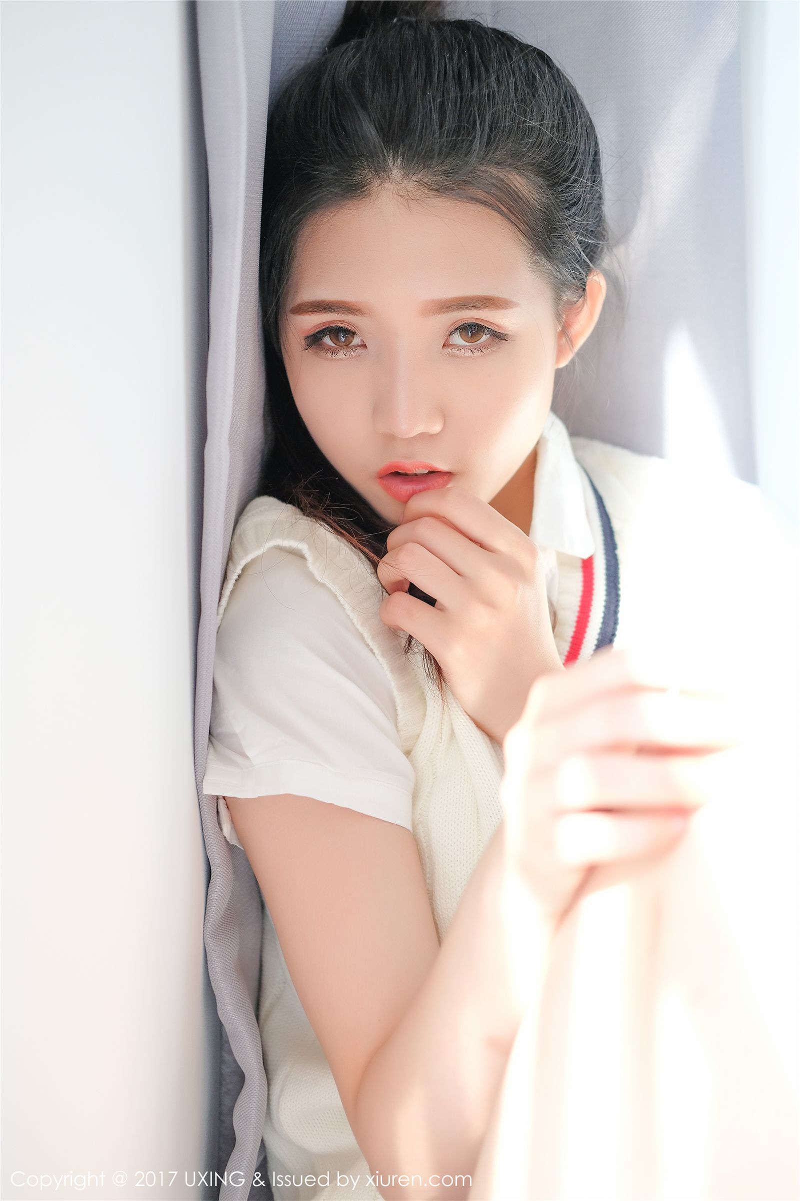 [UXING优星馆]2017.06.15 Vol.056 可爱的小叶子