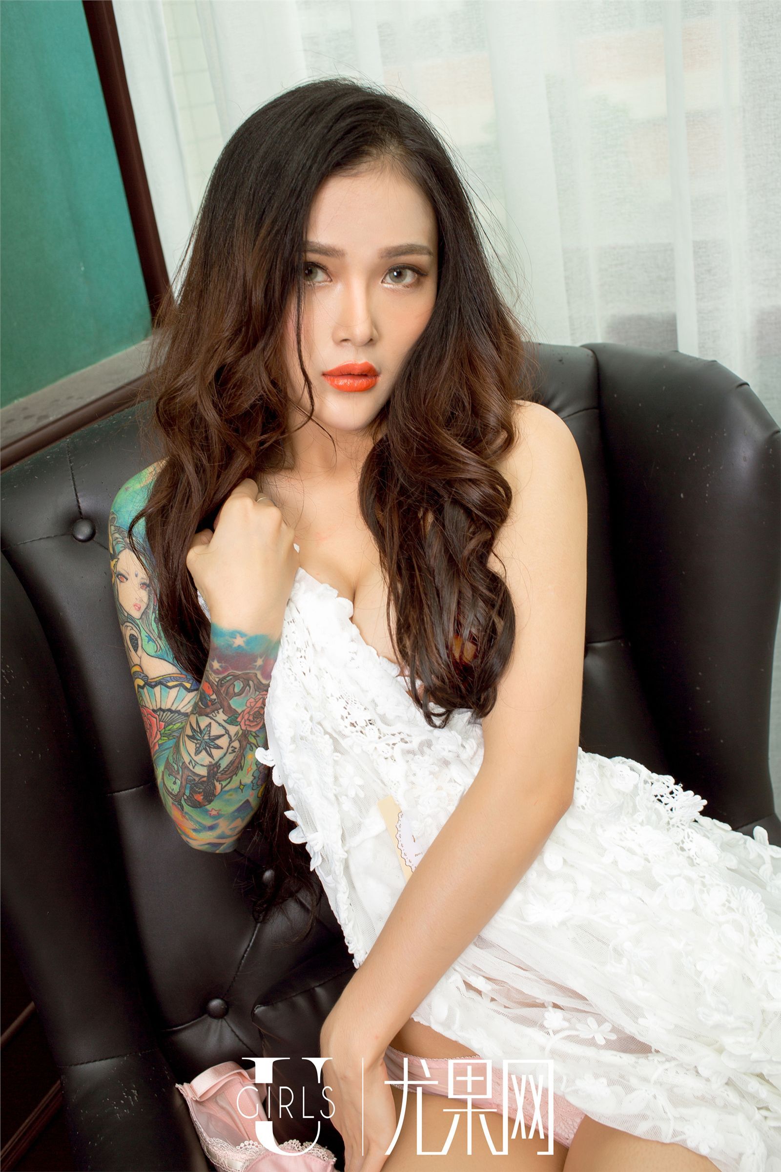 [Ugirls尤果网]2016.09.21 NO.220 雯雯