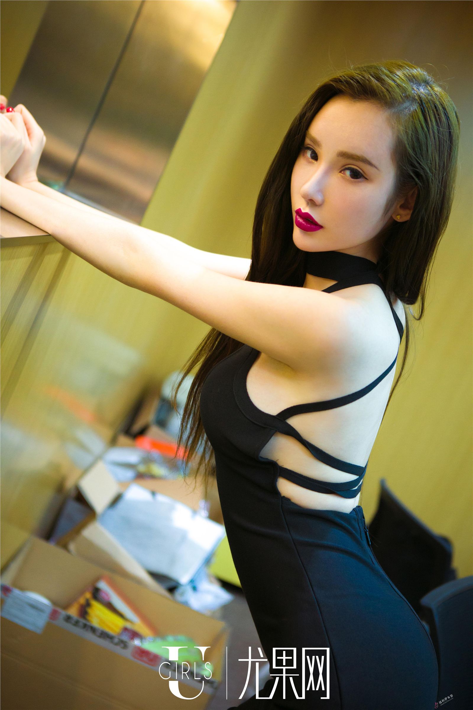 [Ugirls尤果网]2016.10.05 NO.227 萌琪琪