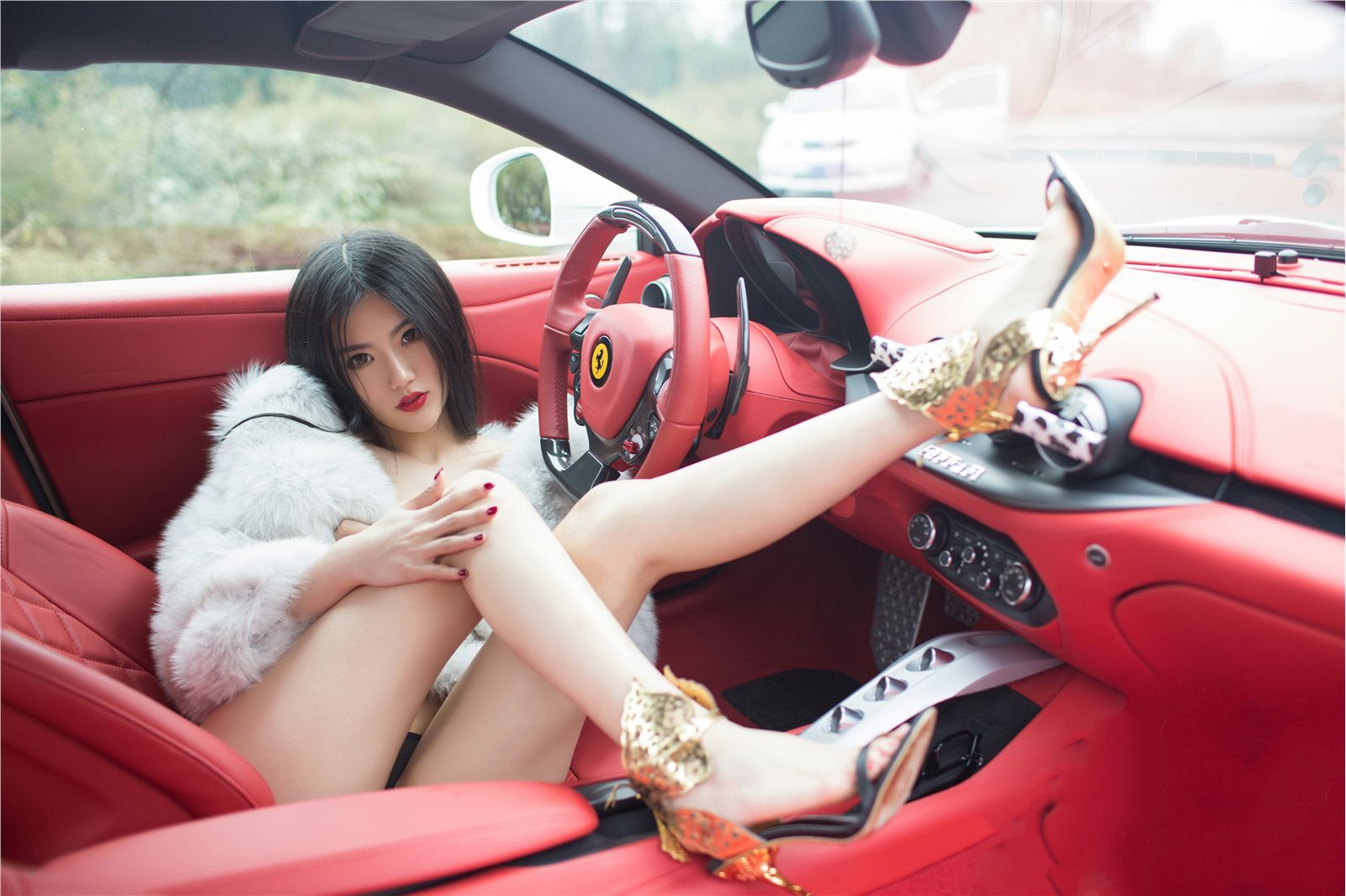 [Ugirls] 2014.10.31 No.053 金子熙2