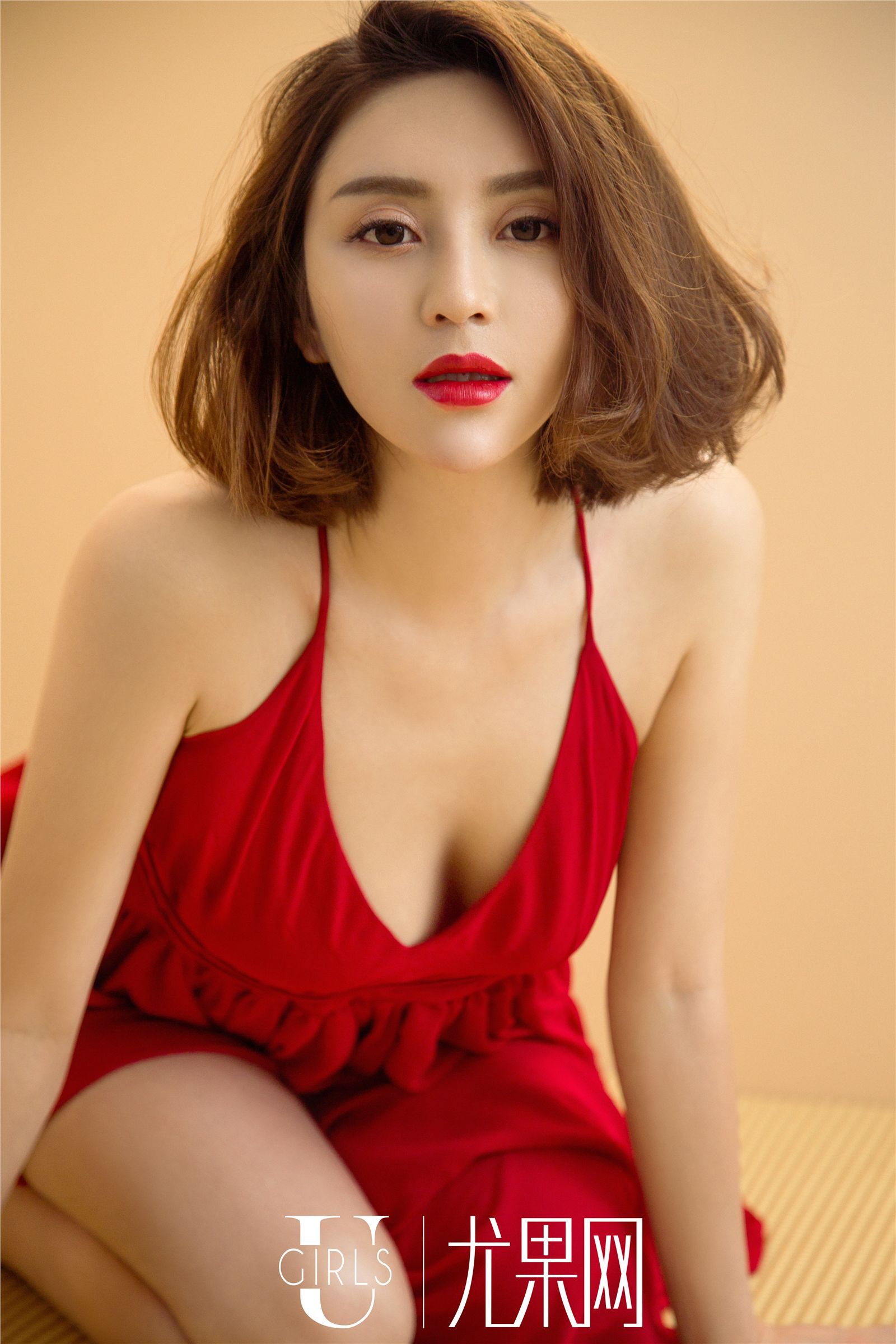 [Ugirls尤果网]2017.01.04 T021 三周年