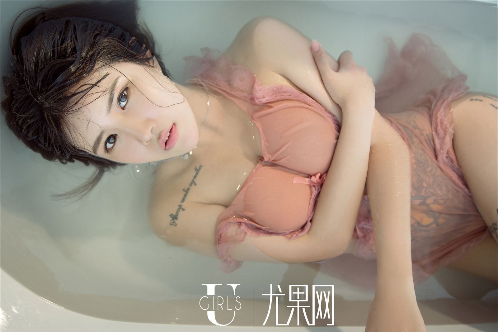 [Ugirls尤果网]2017.03.17 T022爱丽莎 第二个情人节