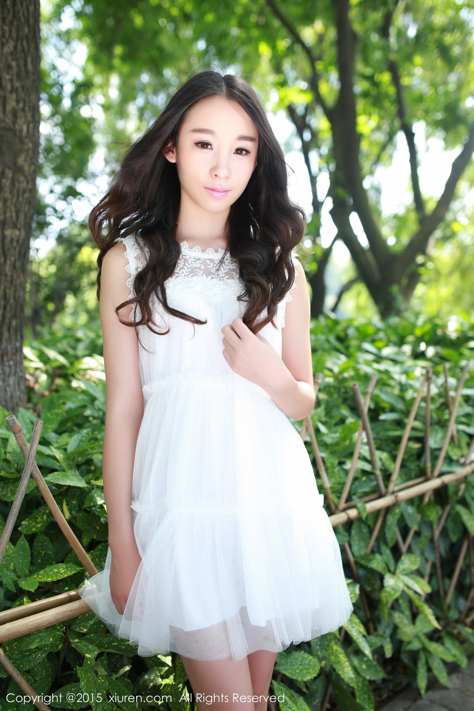 [XIUREN秀人网]2015.08.05 No.371 梓萱Crystal