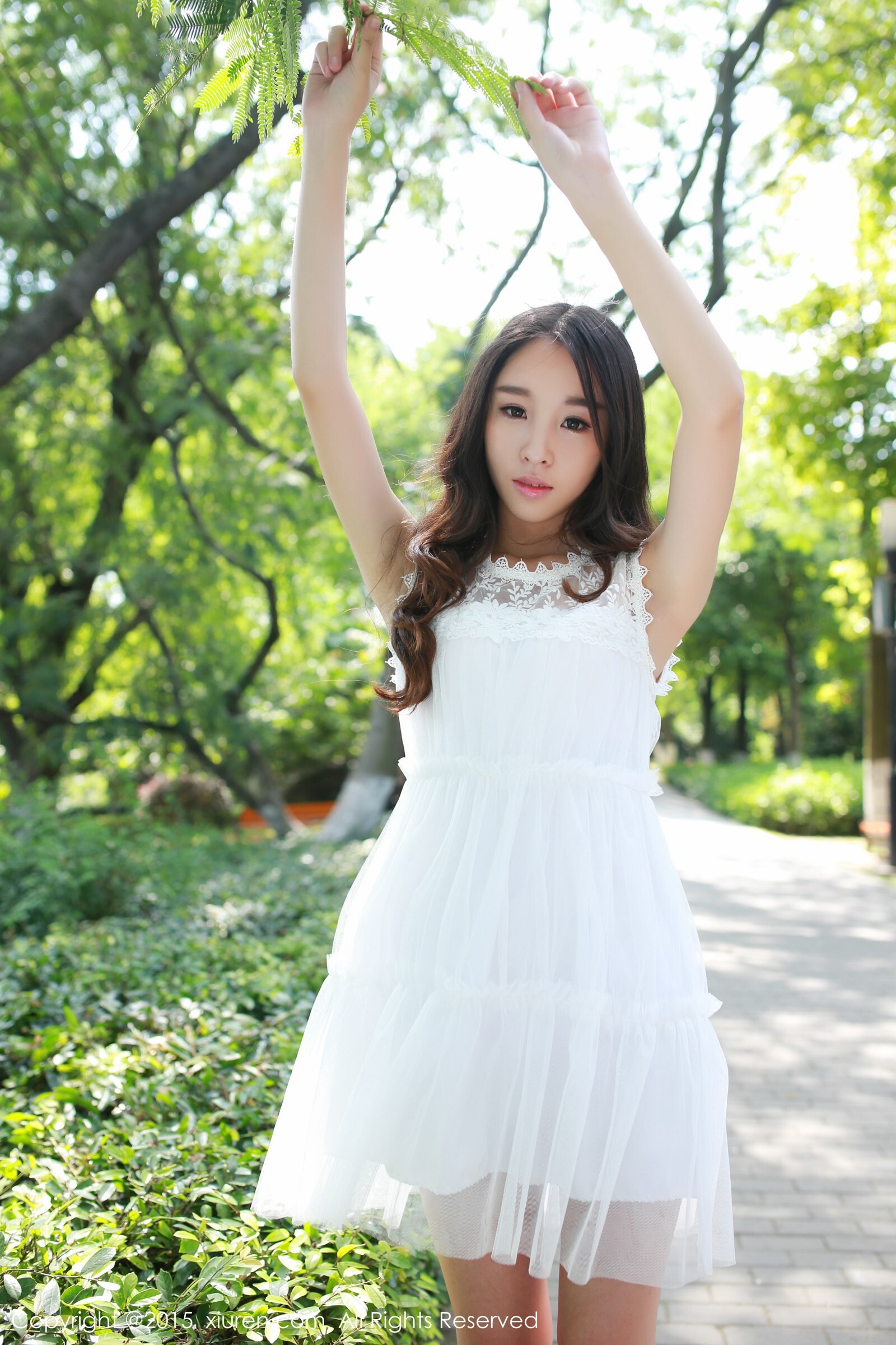 [XIUREN秀人网]2015.08.05 No.371 梓萱Crystal