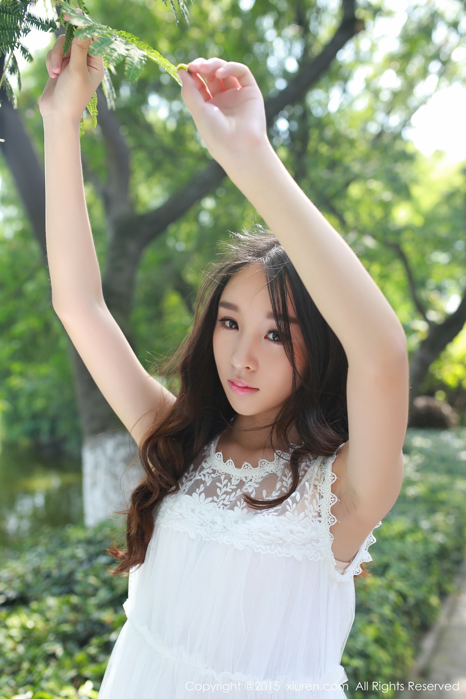 [XIUREN秀人网]2015.08.05 No.371 梓萱Crystal