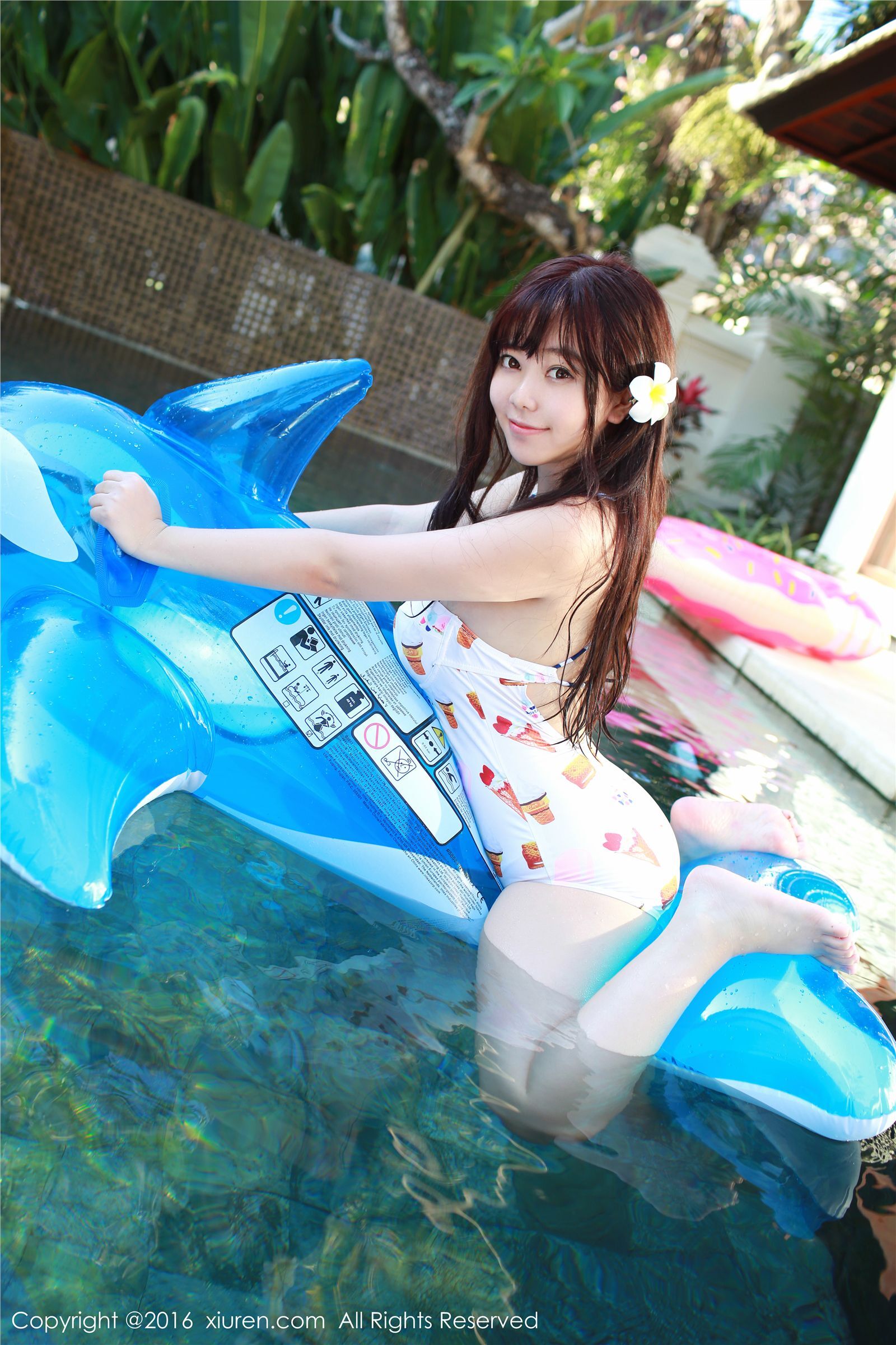 [秀人网XIUREN]2016.04.21 No.514 刘飞儿Faye