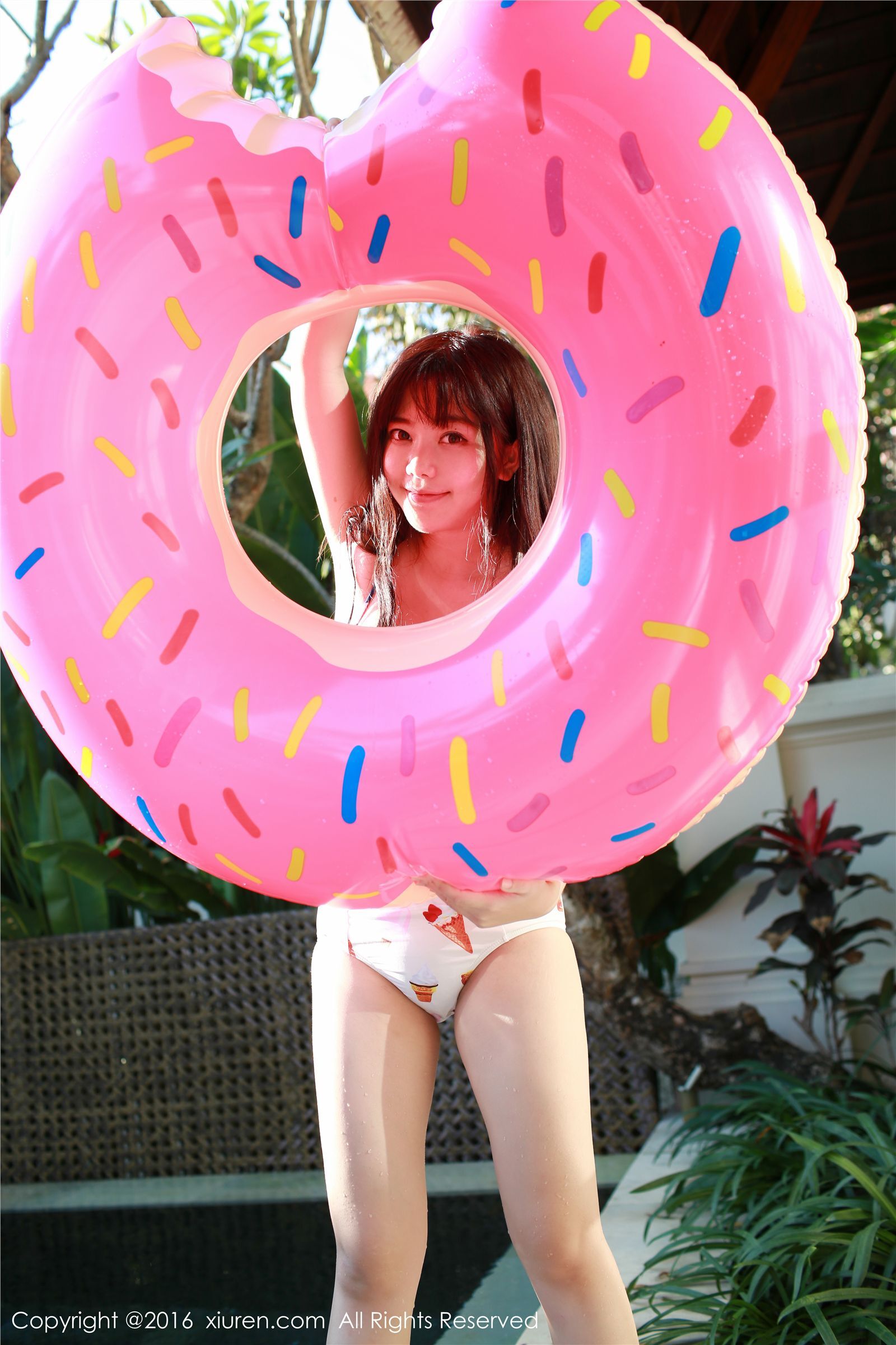 [秀人网XIUREN]2016.04.21 No.514 刘飞儿Faye