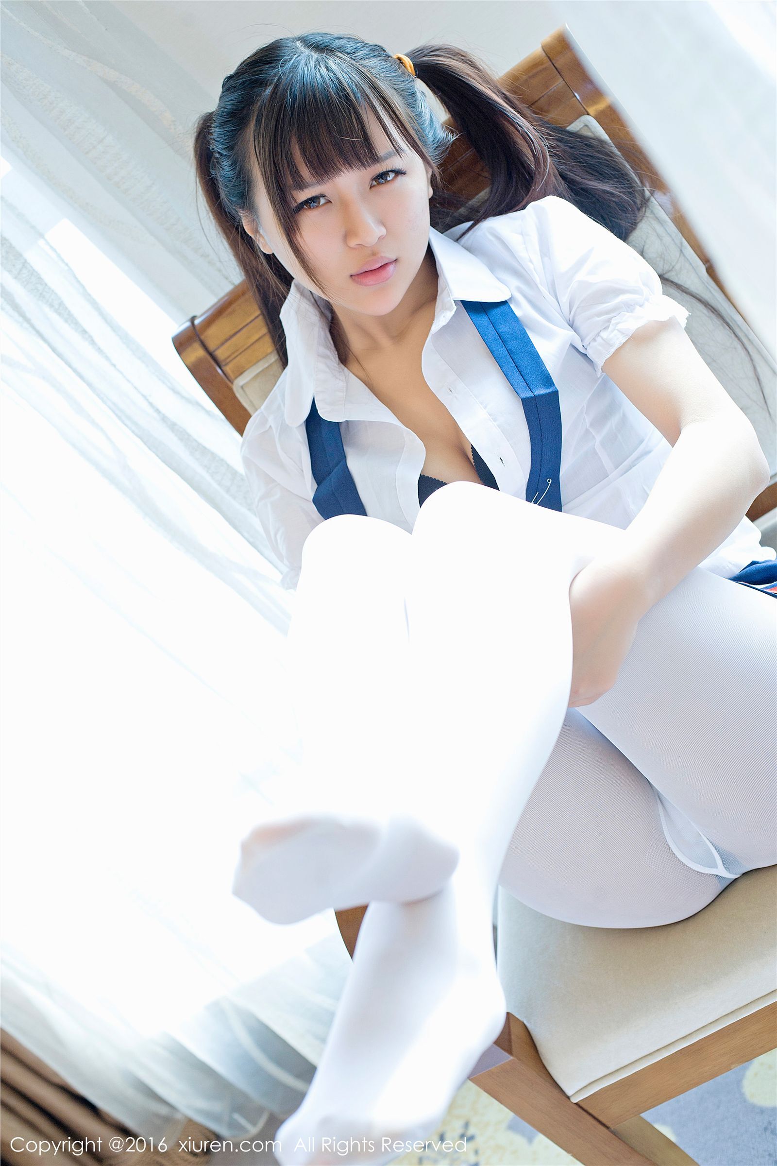 [XIUREN秀人网]2016.12.31 No.672 v熙熙熙熙恩v