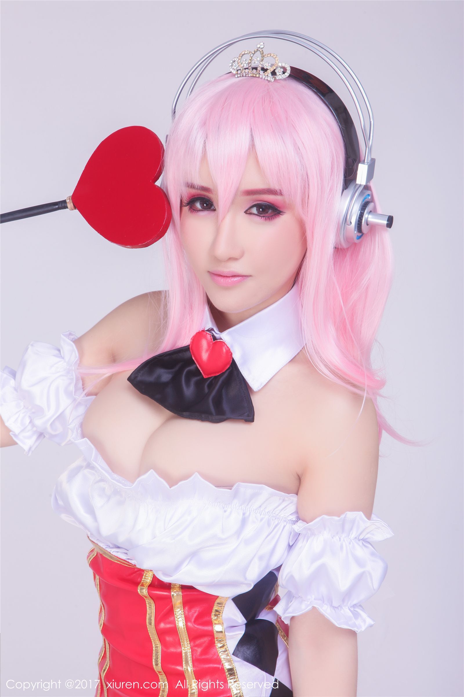 [XIUREN秀人网]2017.03.17 No.722 K8傲娇萌萌Vivian