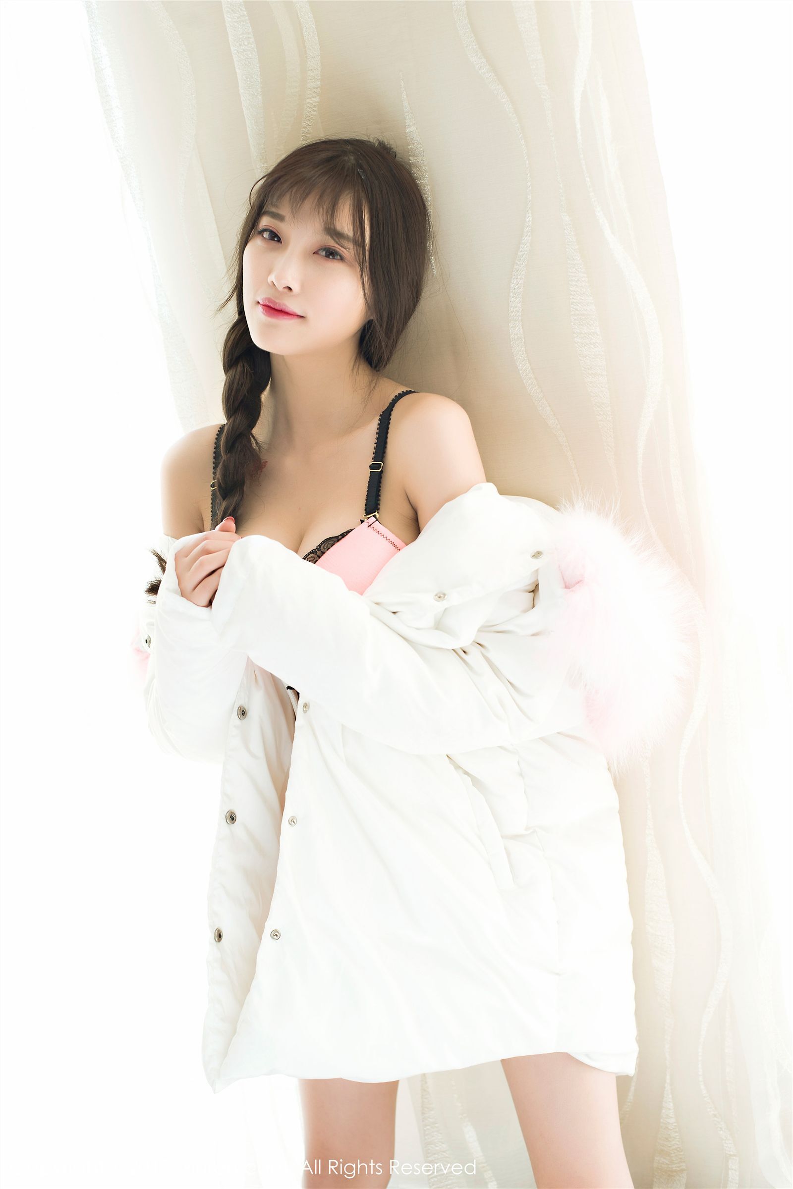 [XIUREN秀人网]2017.03.20 No.724 杨晨晨sugar