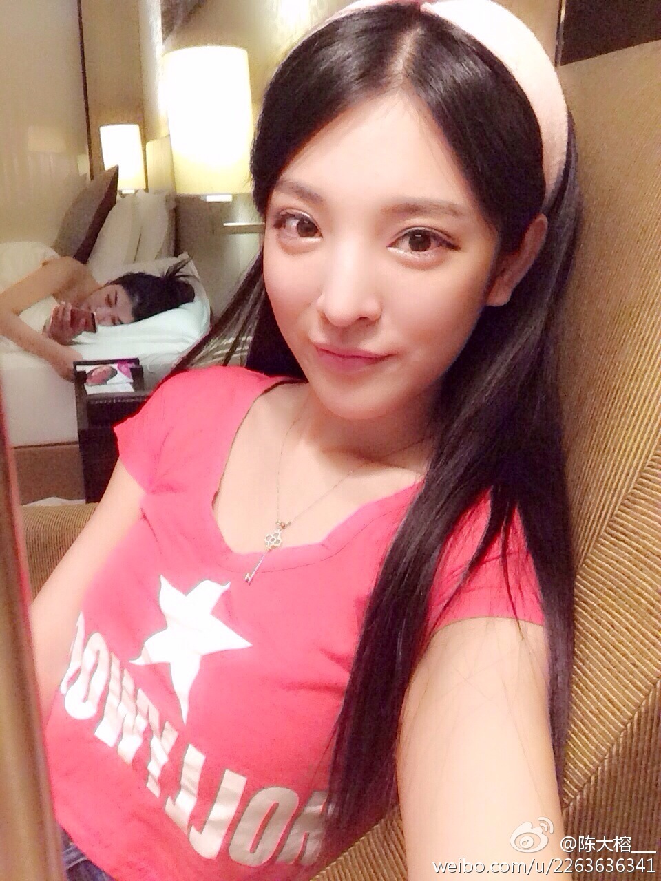 秀人网模特美女神陈大榕生活微博自拍写真