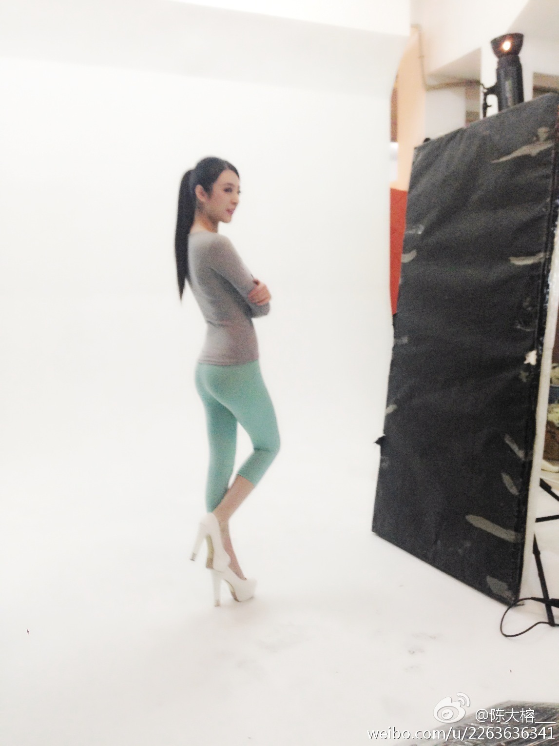 秀人网模特美女神陈大榕生活微博自拍写真