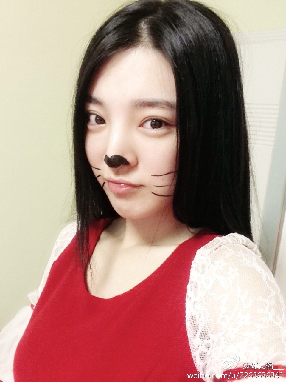 秀人网模特美女神陈大榕生活微博自拍写真