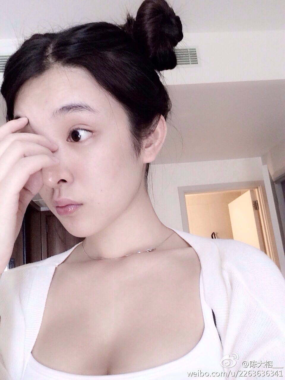 秀人网模特美女神陈大榕生活微博自拍写真