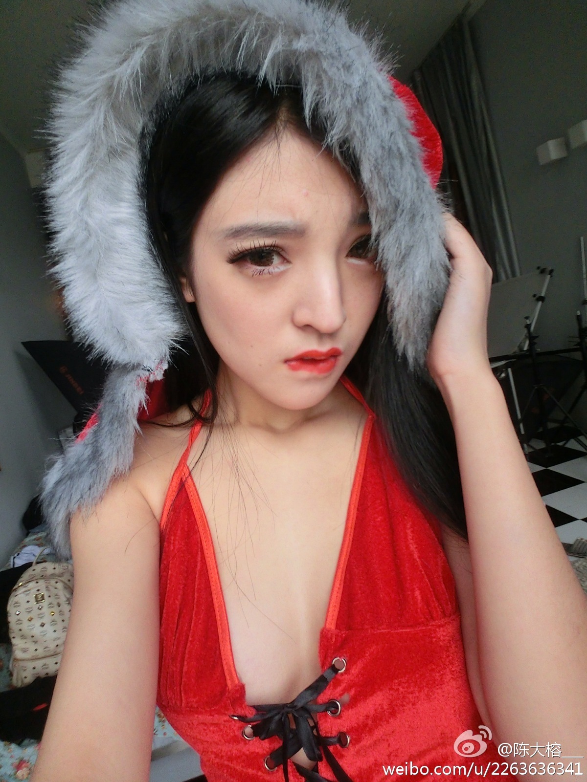 秀人网模特美女神陈大榕生活微博自拍写真