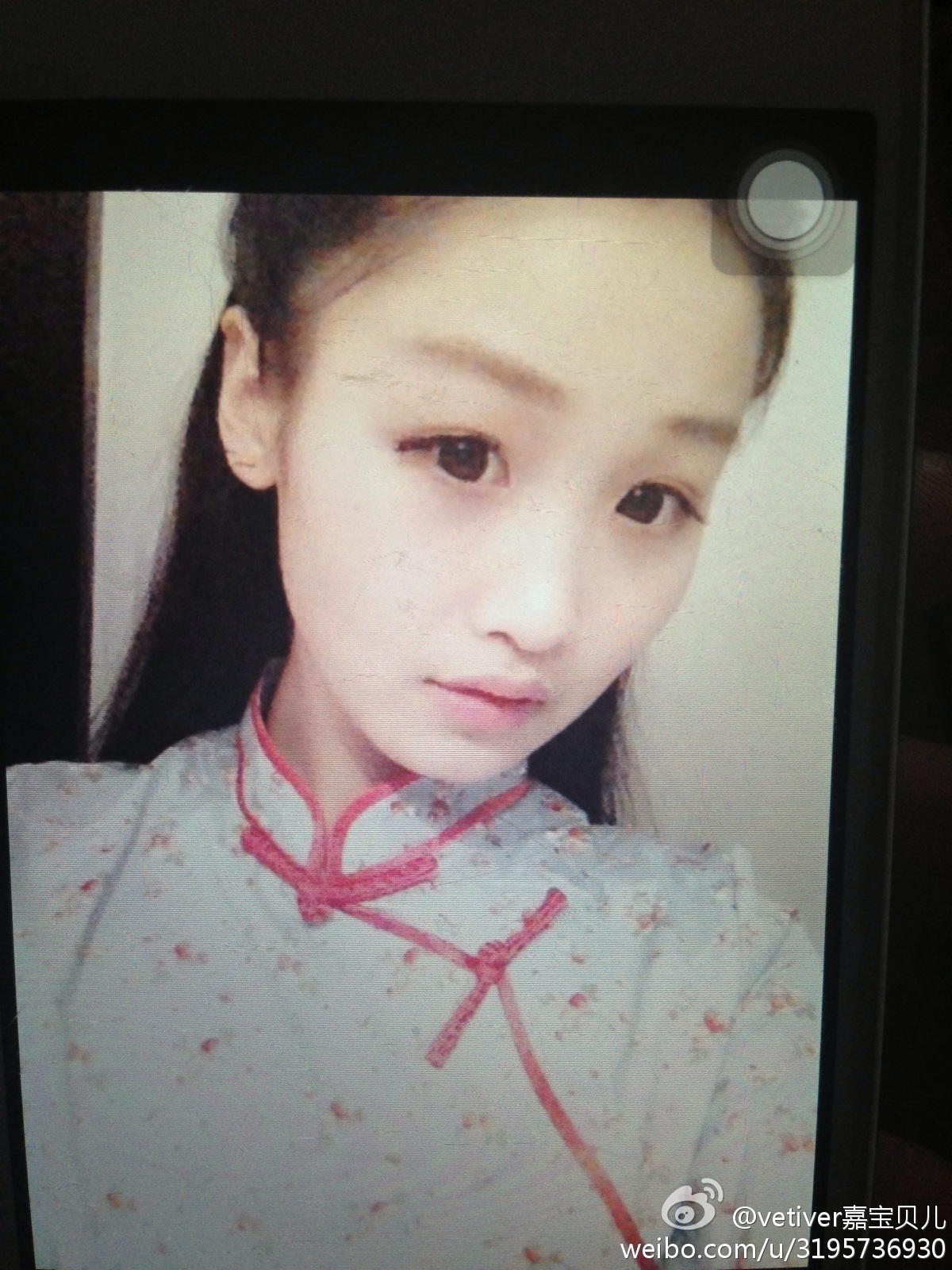 XIUREN美媛館嫩模 - vetiver嘉宝贝儿自拍大合集