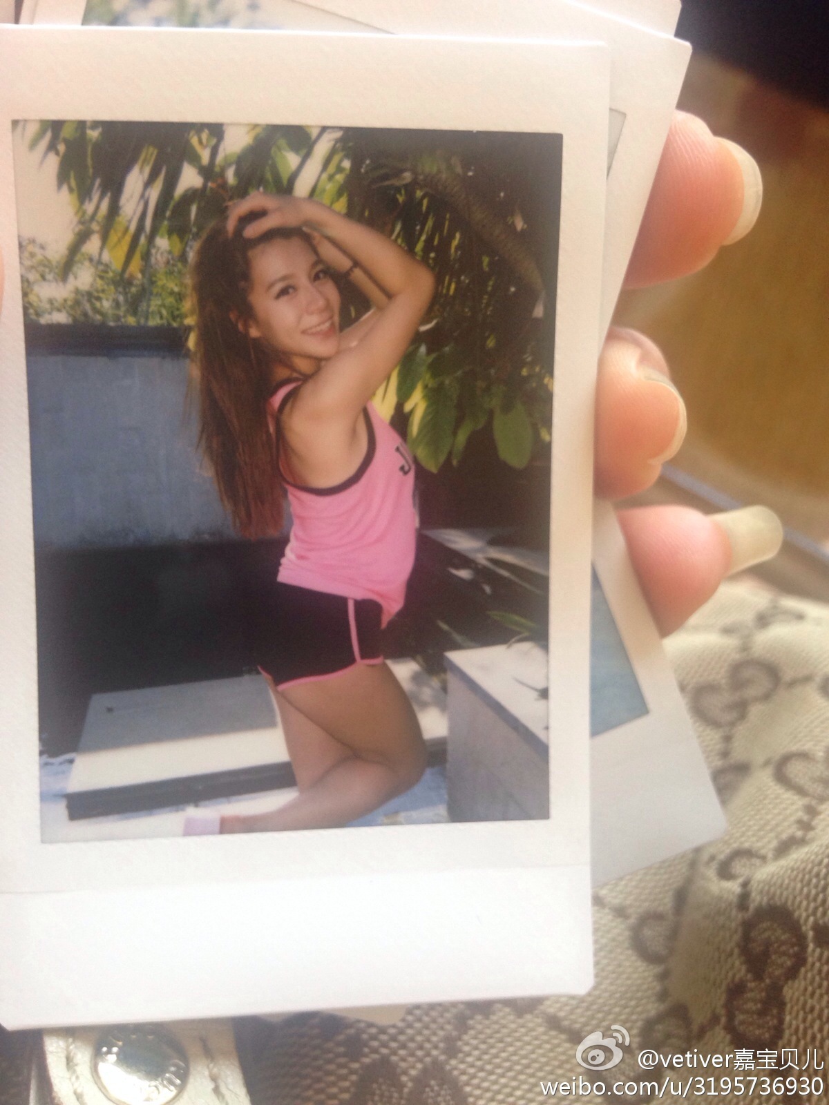 XIUREN美媛館嫩模 - vetiver嘉宝贝儿自拍大合集