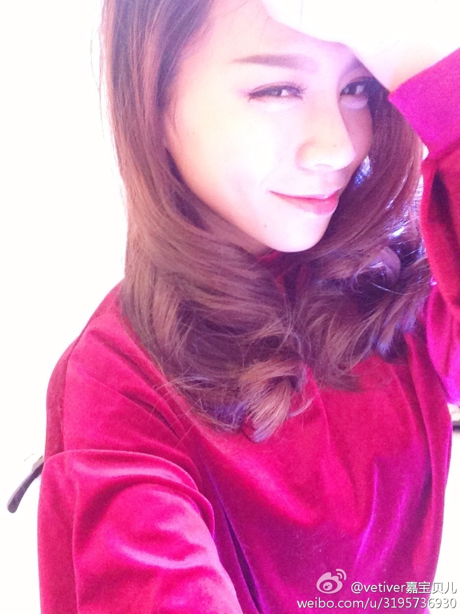 XIUREN美媛館嫩模 - vetiver嘉宝贝儿自拍大合集