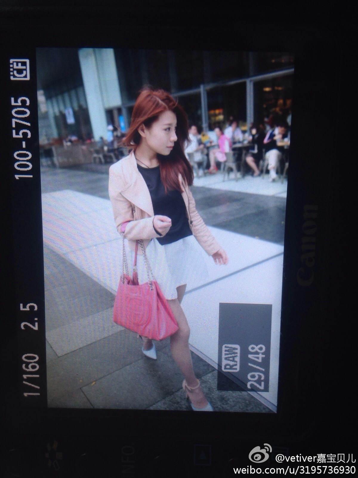 XIUREN美媛館嫩模 - vetiver嘉宝贝儿自拍大合集