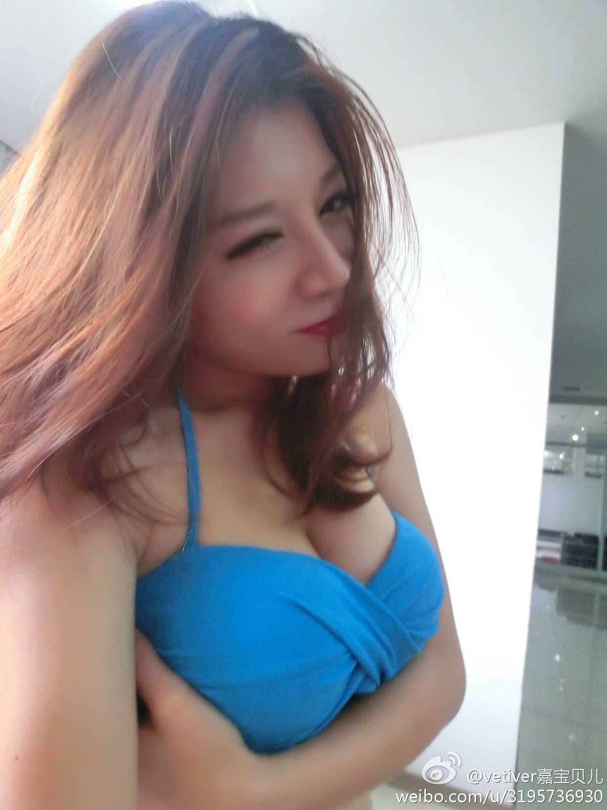 XIUREN美媛館嫩模 - vetiver嘉宝贝儿自拍大合集