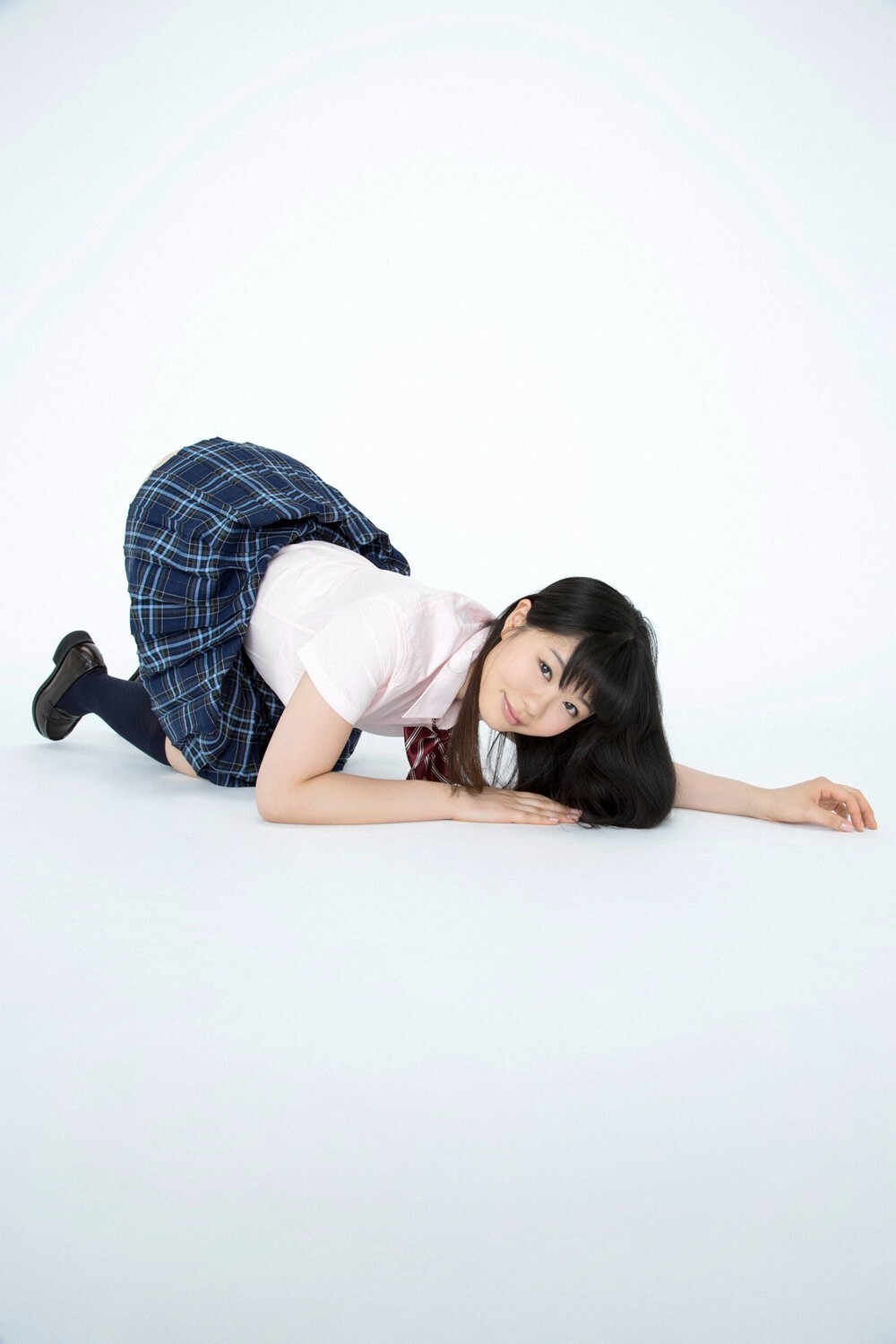 [YS-Web] Vol.620 Arisa Shirota 白田ありさ Eカップのグラビアカメラマン入学！