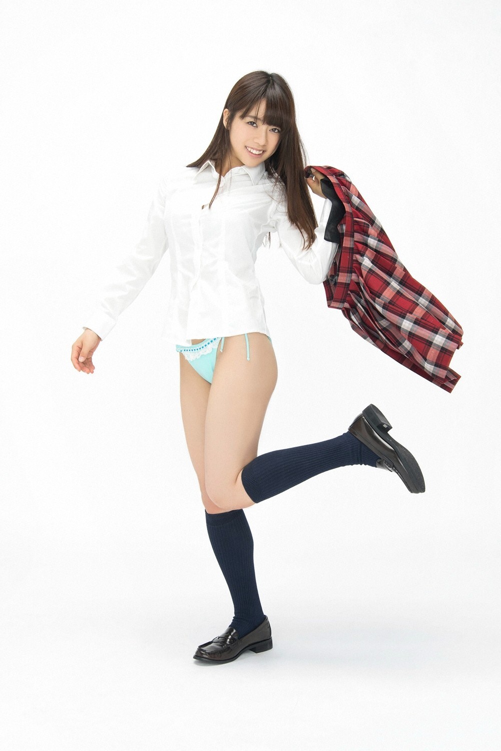 [YS-Web] Vol.628 Misaki Izumi 和泉美沙希 美型+巨乳の最強アイドル入学！