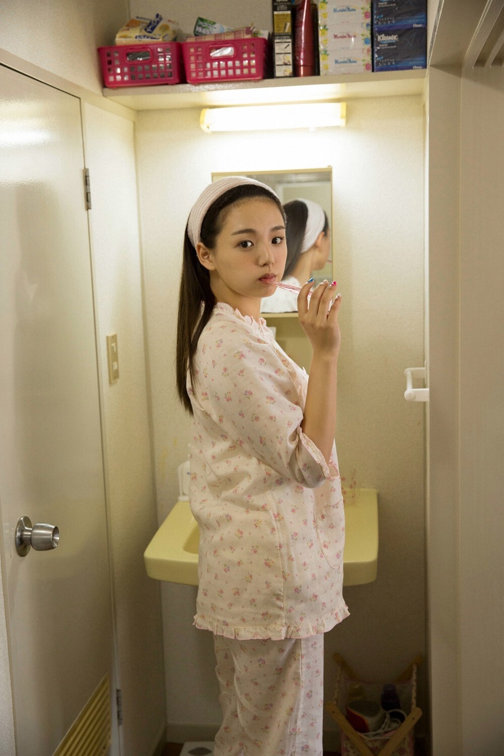 [YS-Web] Vol.629 Ai Shinozaki 篠崎愛 In The Room