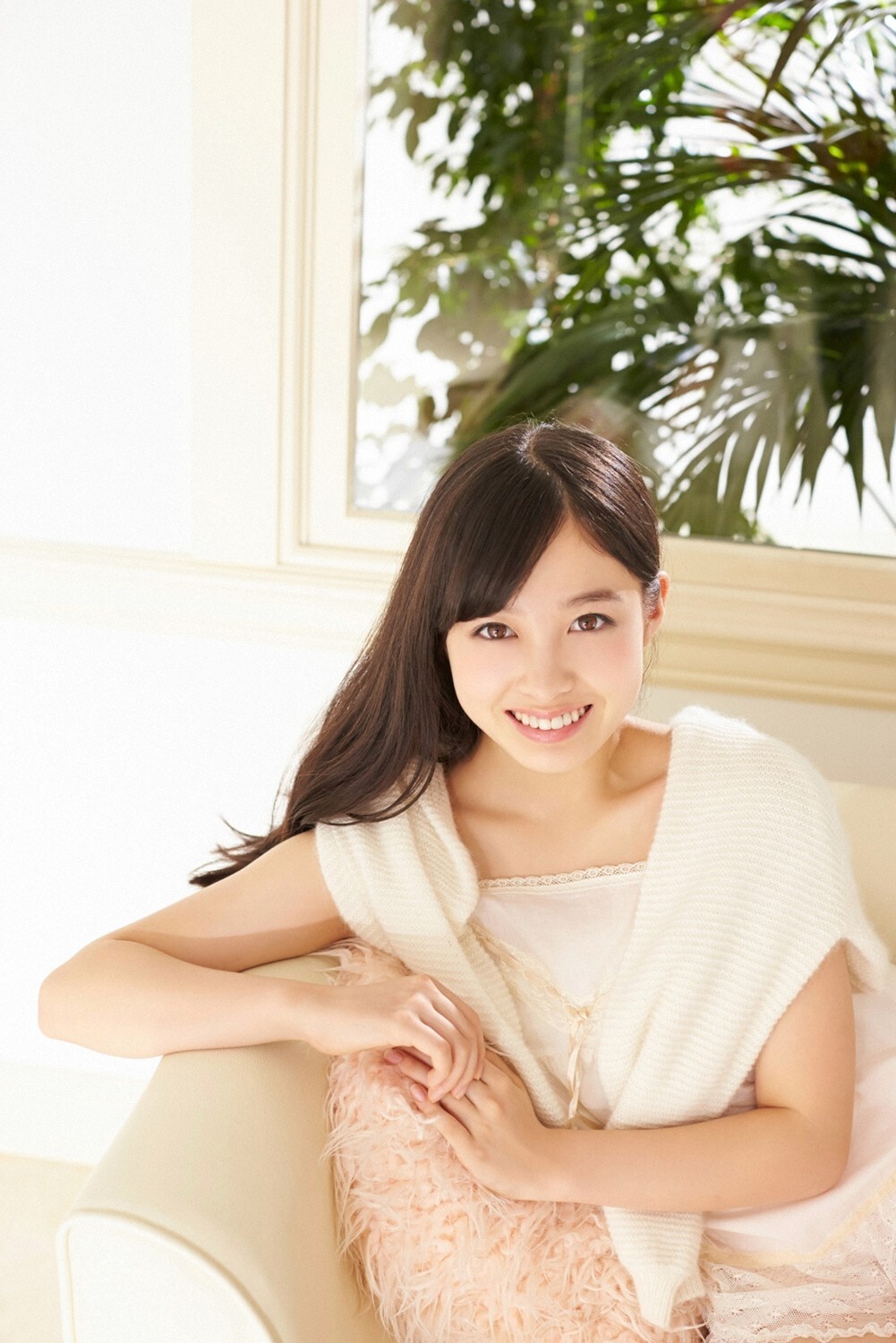 [YS-Web] Vol.630 Kanna Hashimoto 橋本環奈 天使、光臨。