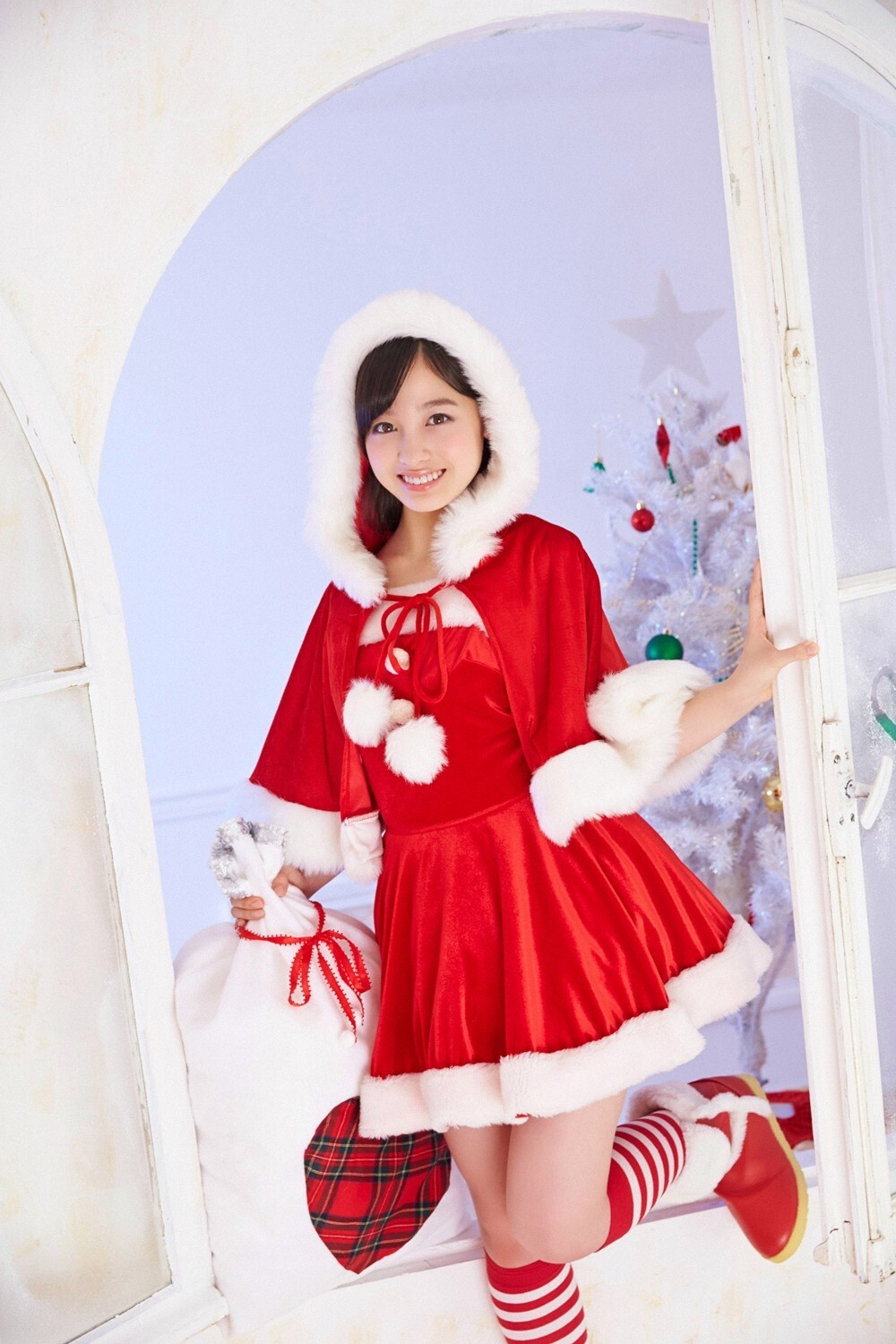 [YS-Web] Vol.630 Kanna Hashimoto 橋本環奈 天使、光臨。