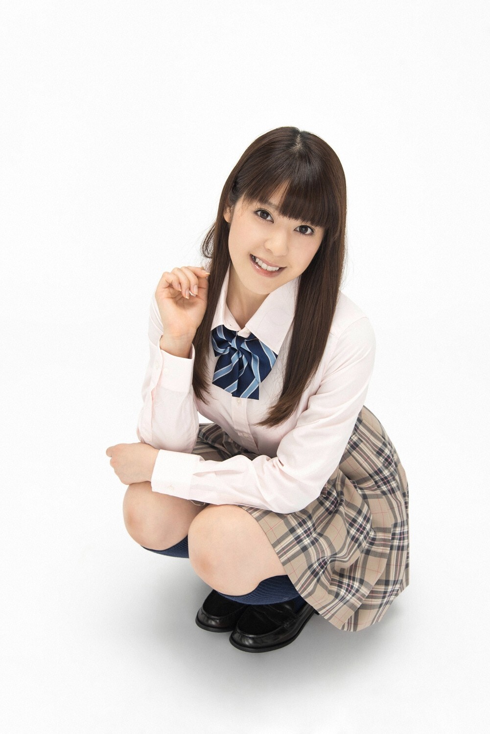 [YS-Web] Vol.632 Ai Okura 大藏愛 超美形！新鋭女優さん入学！