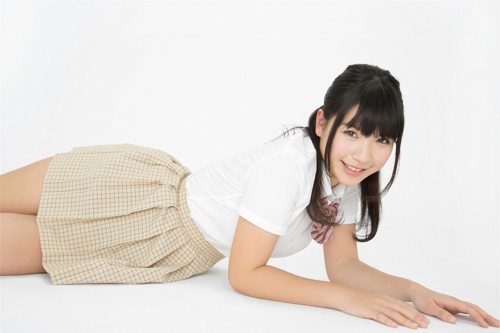 [YS-Web] Vol.640 Jun Serizawa 芹沢潤 日本一スカートが短い現役女子高生グラドル入学！
