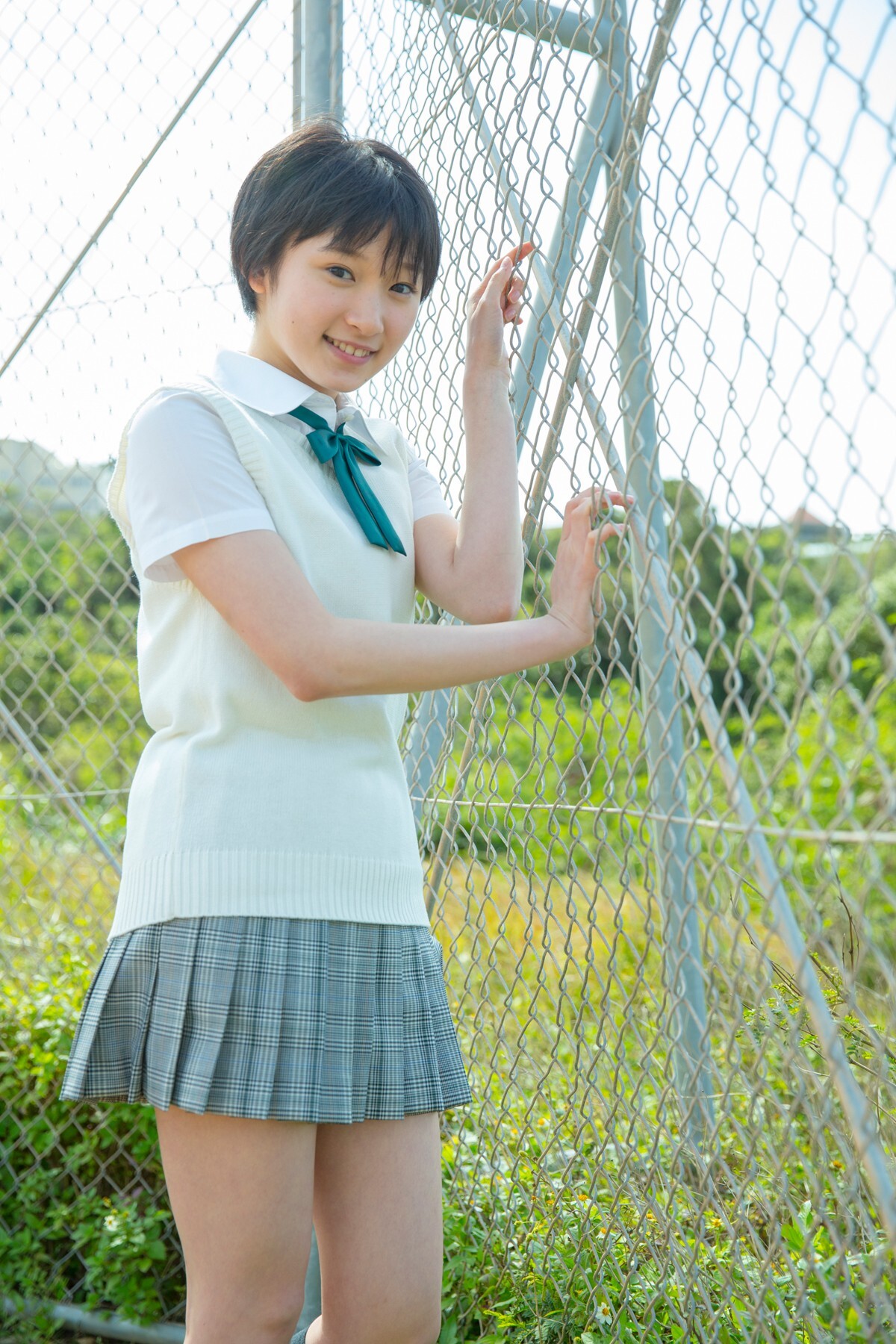 [Hello! Project Digital Books]2015.10 No.135 Karin Miyamoto 宮本佳林