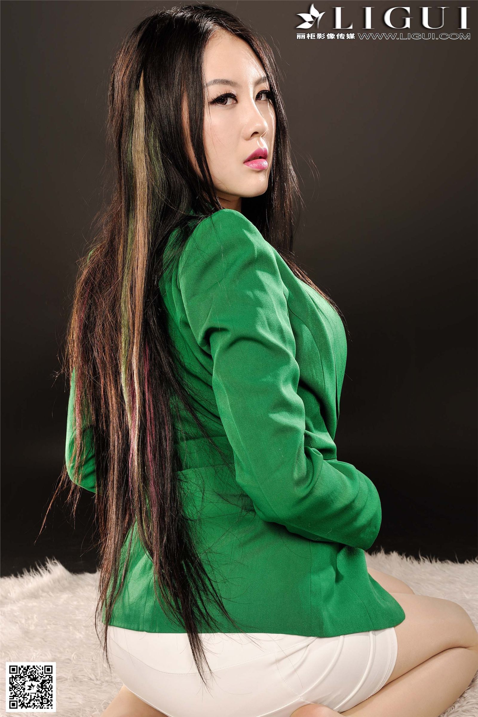 [Ligui丽柜]2015.03.23 网络丽人 Model 菲菲