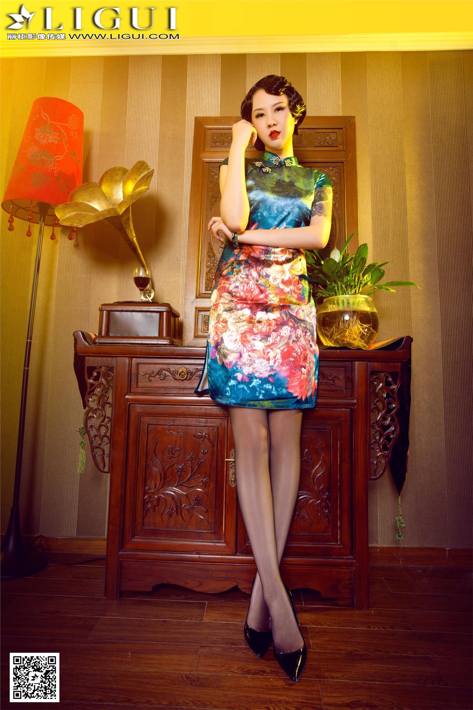 [Ligui丽柜]2015.06.06 网络丽人 Model 菲菲