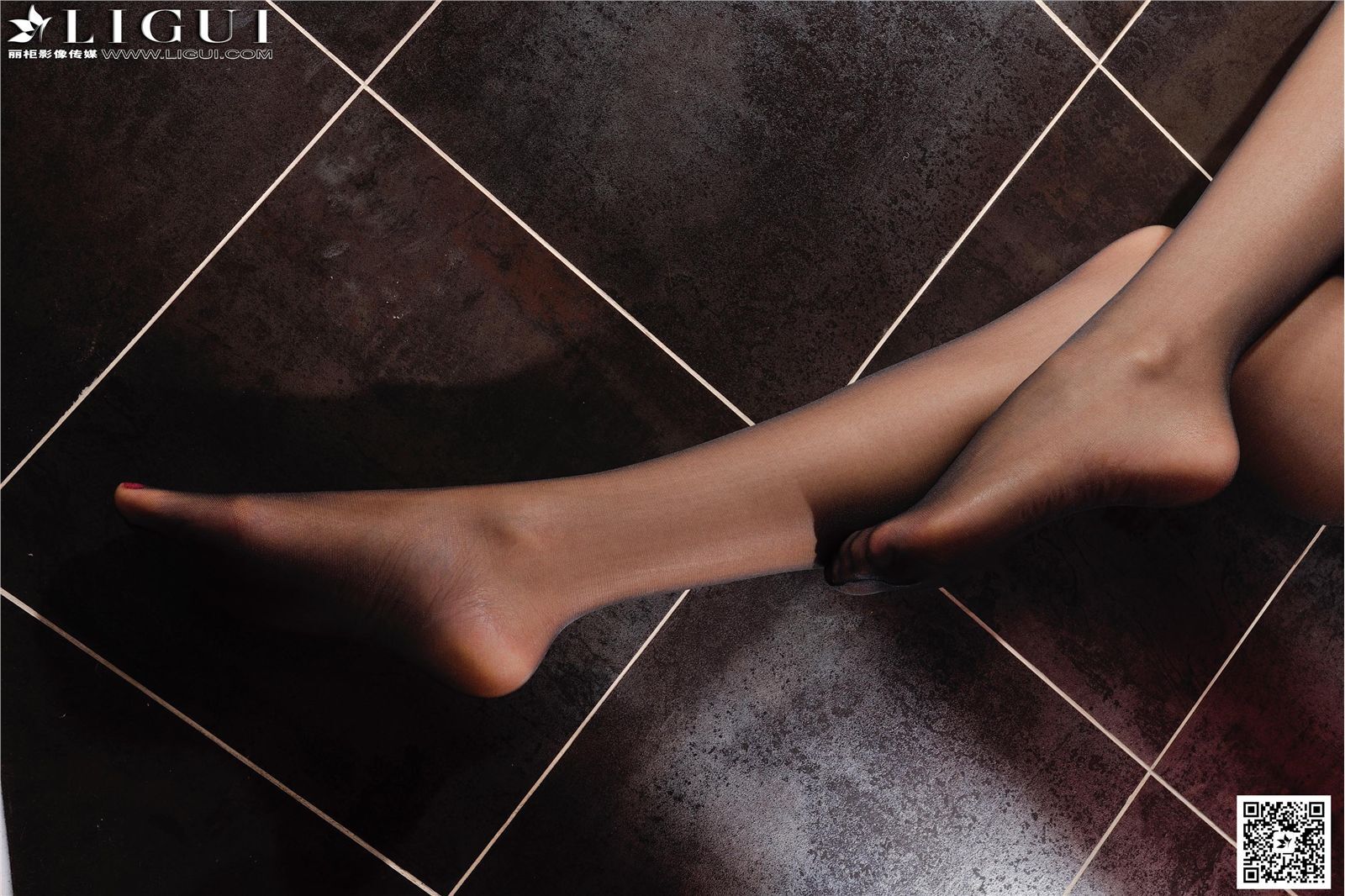 [Ligui丽柜]2015.06.30 网络丽人 Model 微微