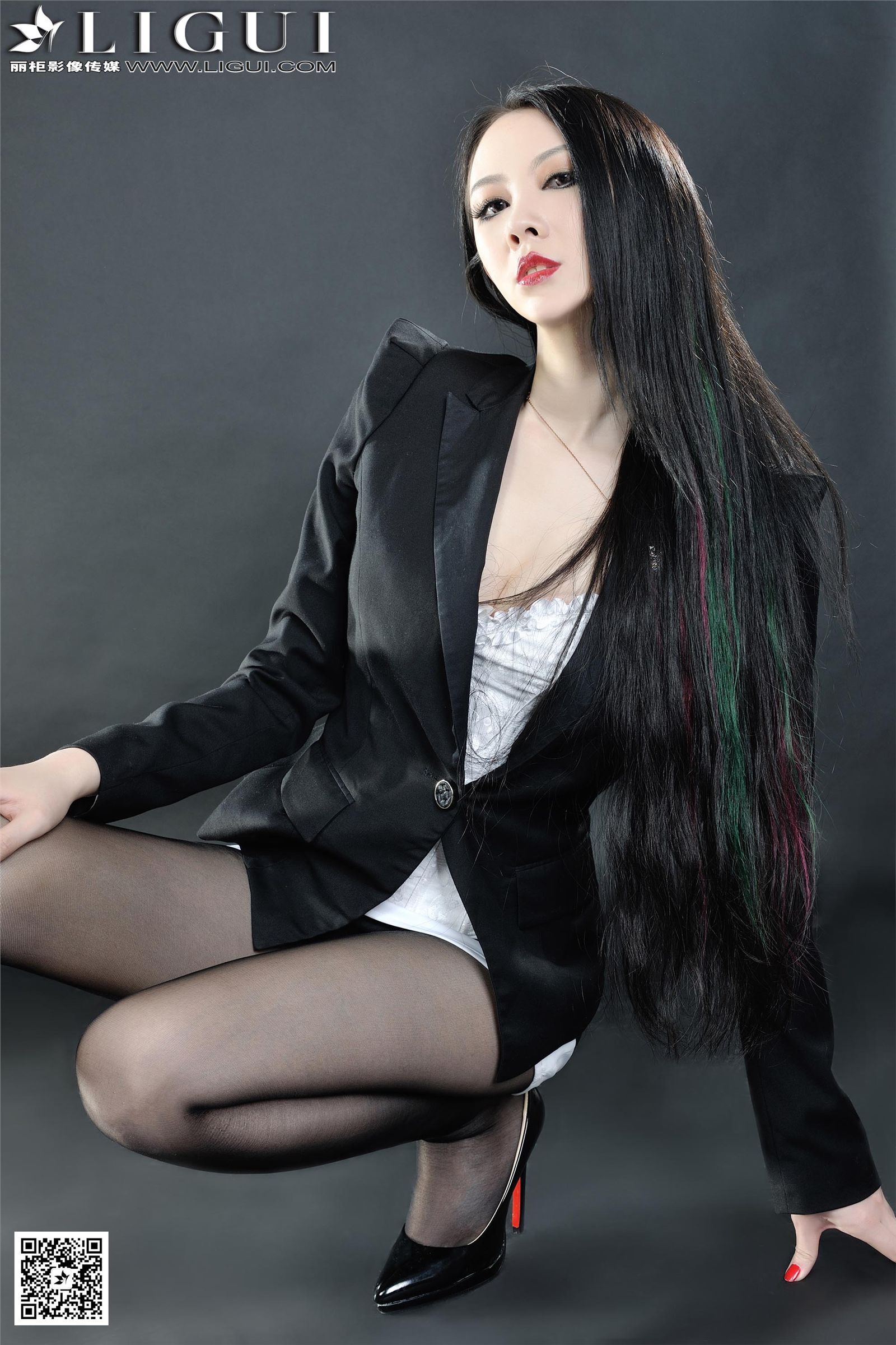 [Ligui丽柜]2015.07.09 网络丽人 Model 菲菲