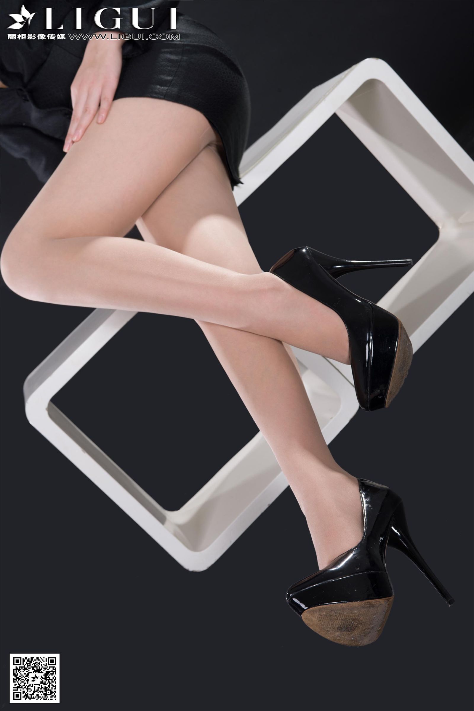 [Ligui丽柜]2015.09.03 网络丽人 Model 文静