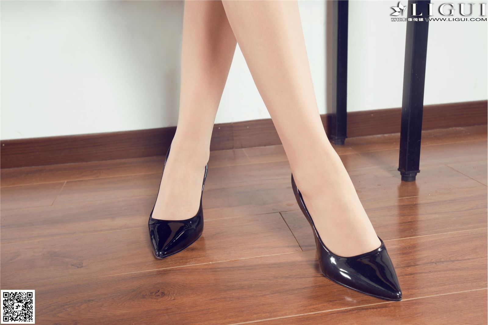 [Ligui丽柜]2015.09.23 网络丽人 Model Liya