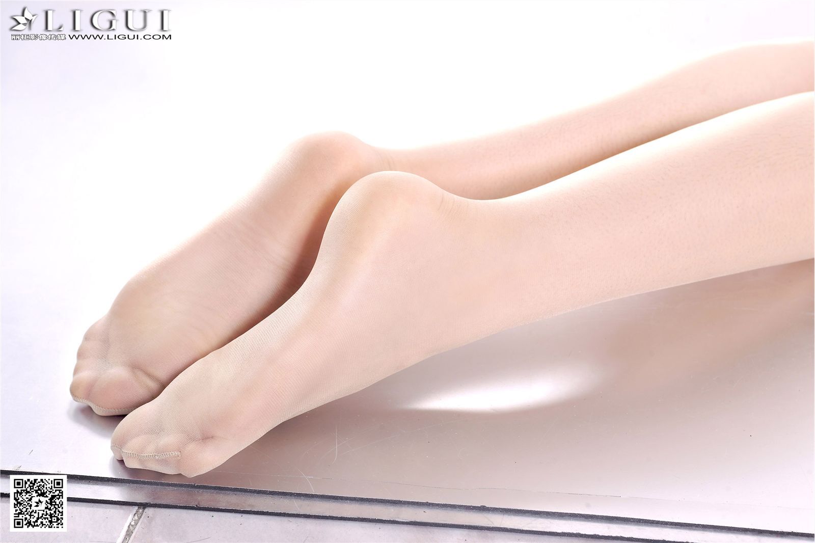 [Ligui丽柜]2016.02.27 网络丽人 Model 允儿